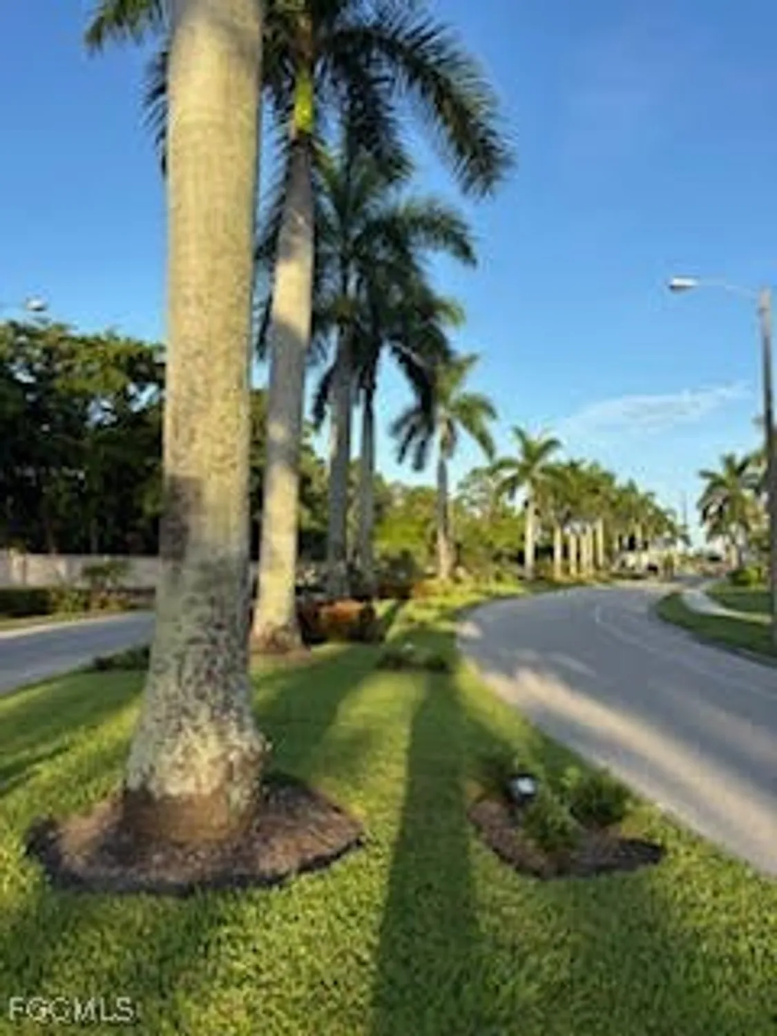 Property Slideshow image 39 of 45 | 7402 lake breeze dr apt 116, Fort Myers, FL, 33907