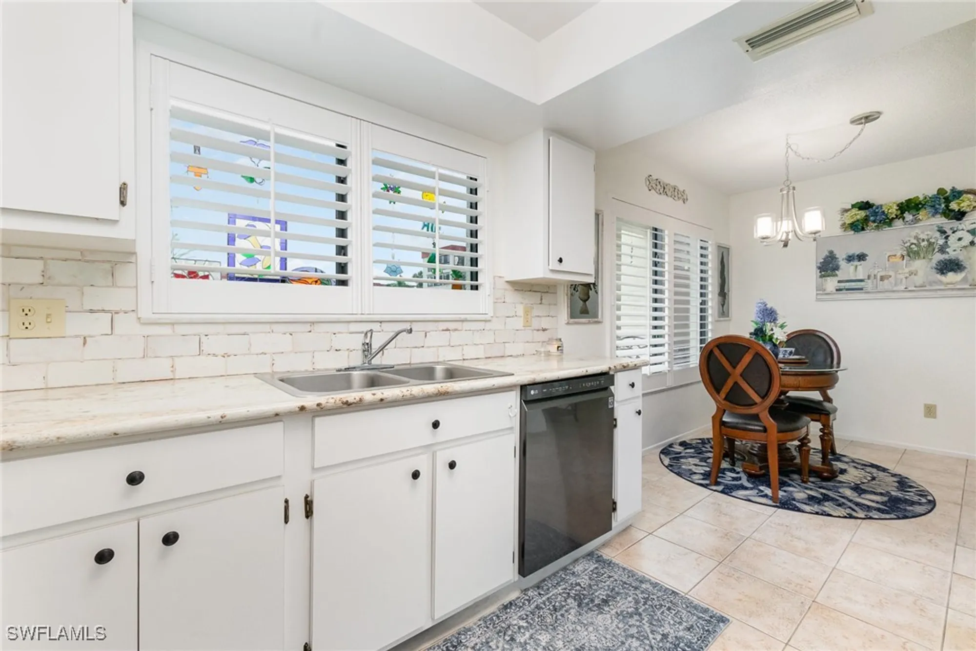 Property Slideshow image 9 of 45 | 7402 lake breeze dr apt 116, Fort Myers, FL, 33907