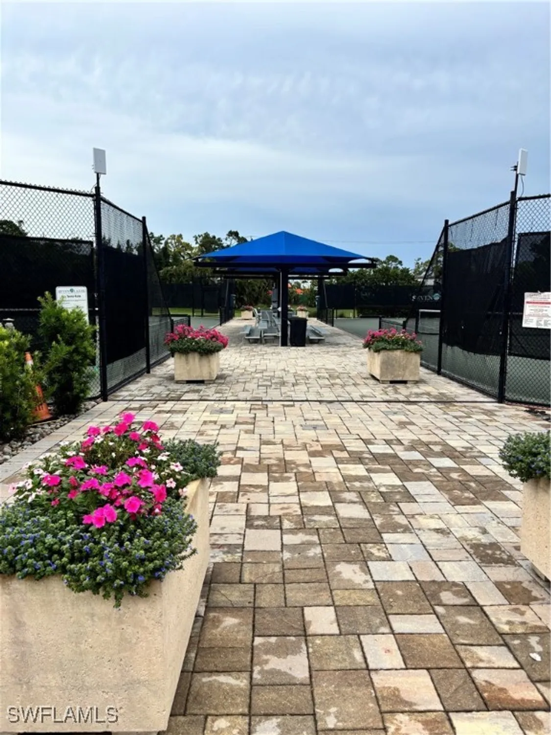 Property Slideshow image 15 of 27 | 1724 pine valley dr 202, Fort Myers, FL, 33907