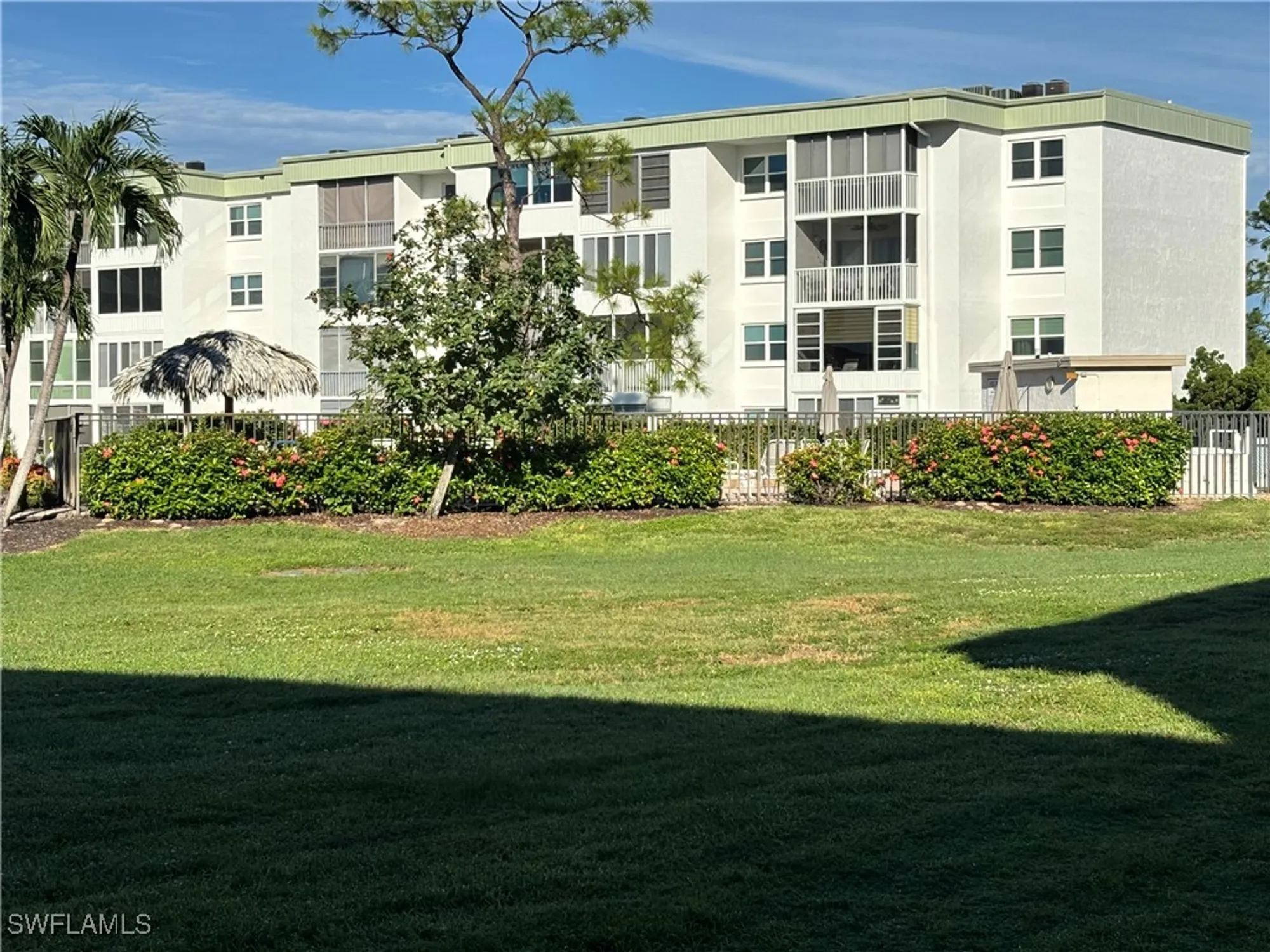 Property Slideshow image 26 of 27 | 1724 pine valley dr 202, Fort Myers, FL, 33907