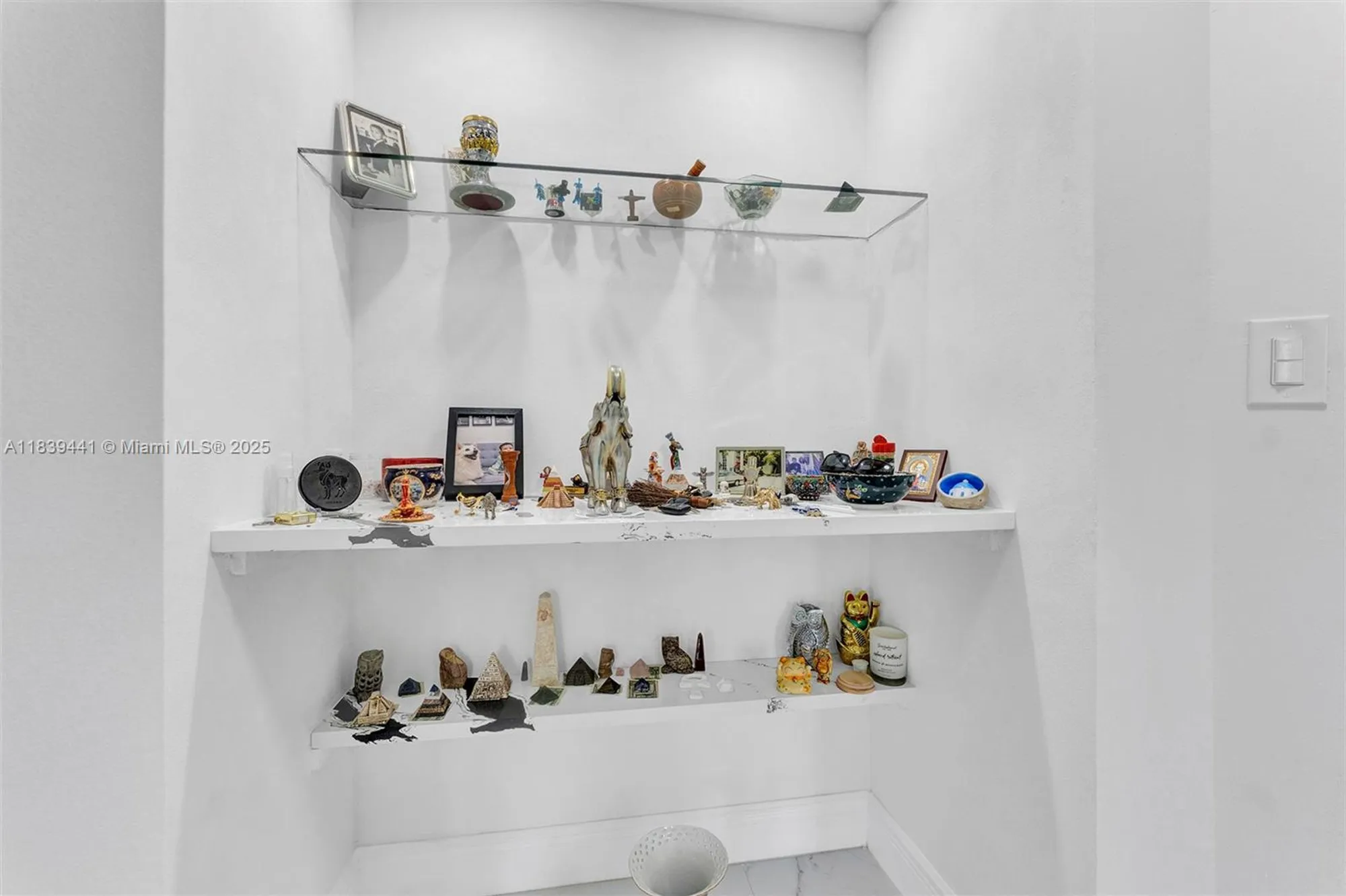 Property Slideshow image 18 of 60 | 3661 via poinciana apt 206, Lake Worth, FL, 33467