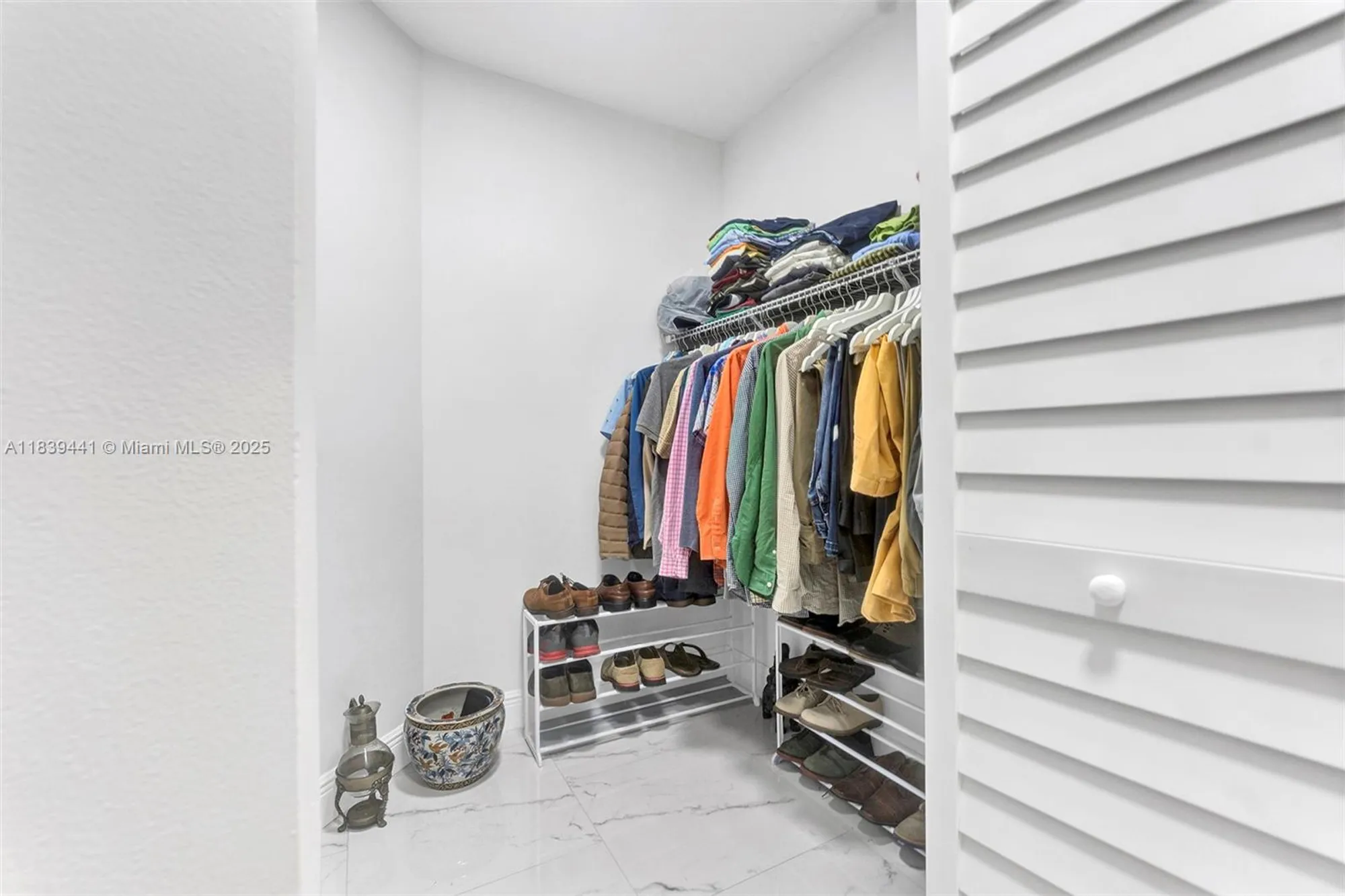 Property Slideshow image 22 of 60 | 3661 via poinciana apt 206, Lake Worth, FL, 33467