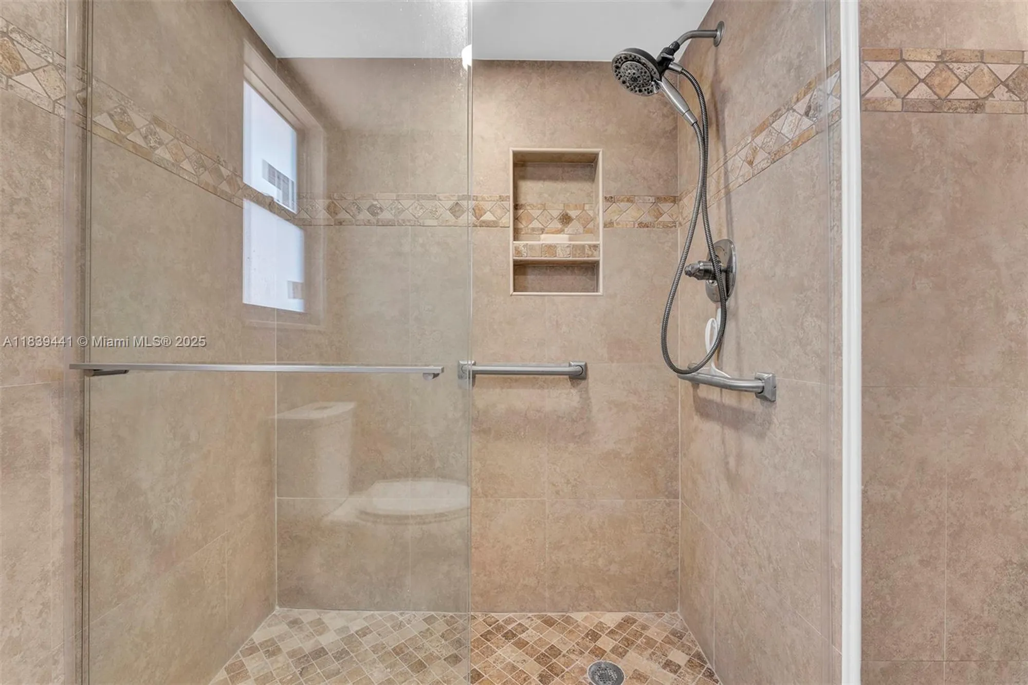 Property Slideshow image 31 of 60 | 3661 via poinciana apt 206, Lake Worth, FL, 33467