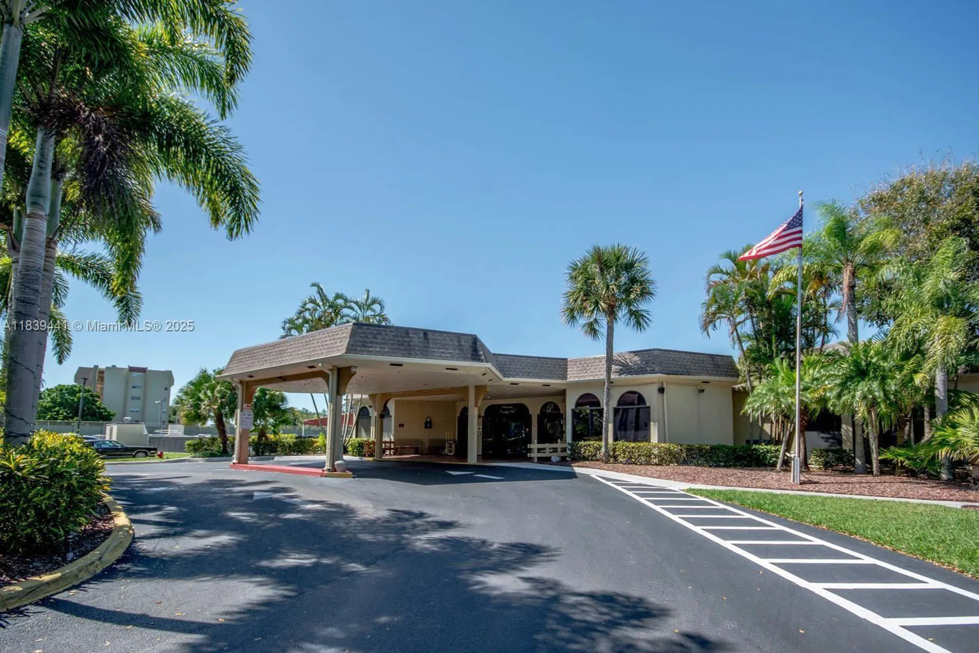 Property Slideshow image 45 of 60 | 3661 via poinciana apt 206, Lake Worth, FL, 33467