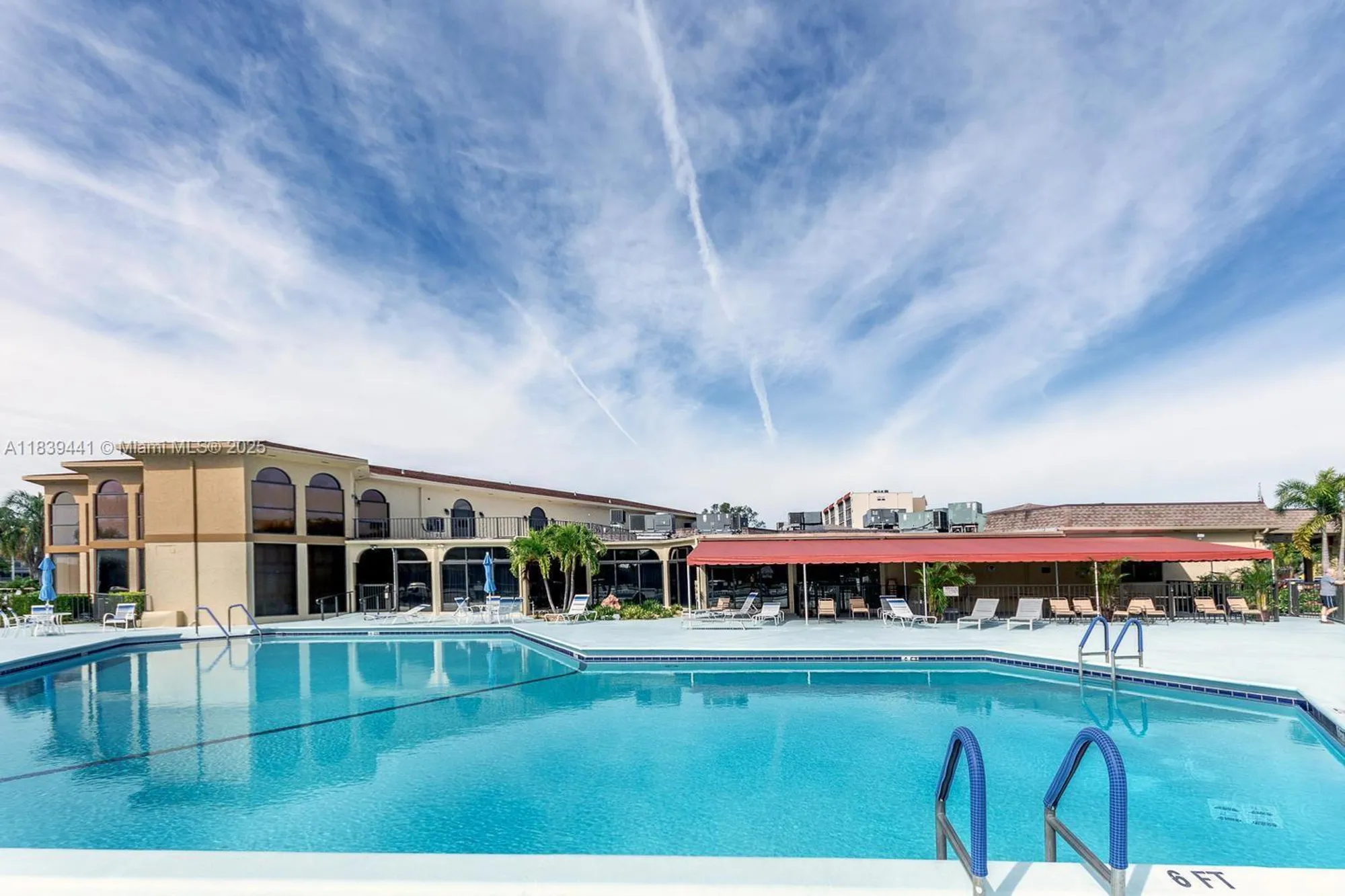 Property Slideshow image 54 of 60 | 3661 via poinciana apt 206, Lake Worth, FL, 33467