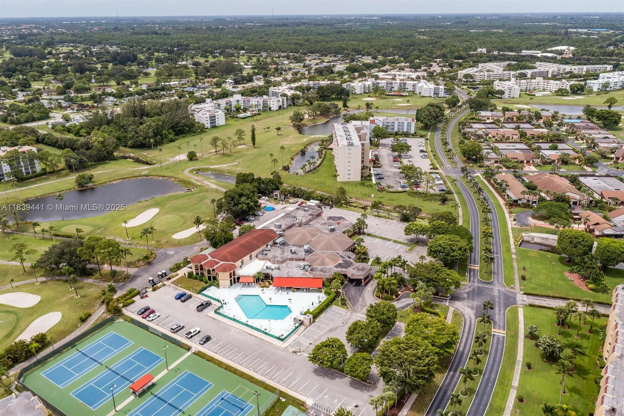 Property Slideshow image 52 of 60 | 3661 via poinciana apt 206, Lake Worth, FL, 33467