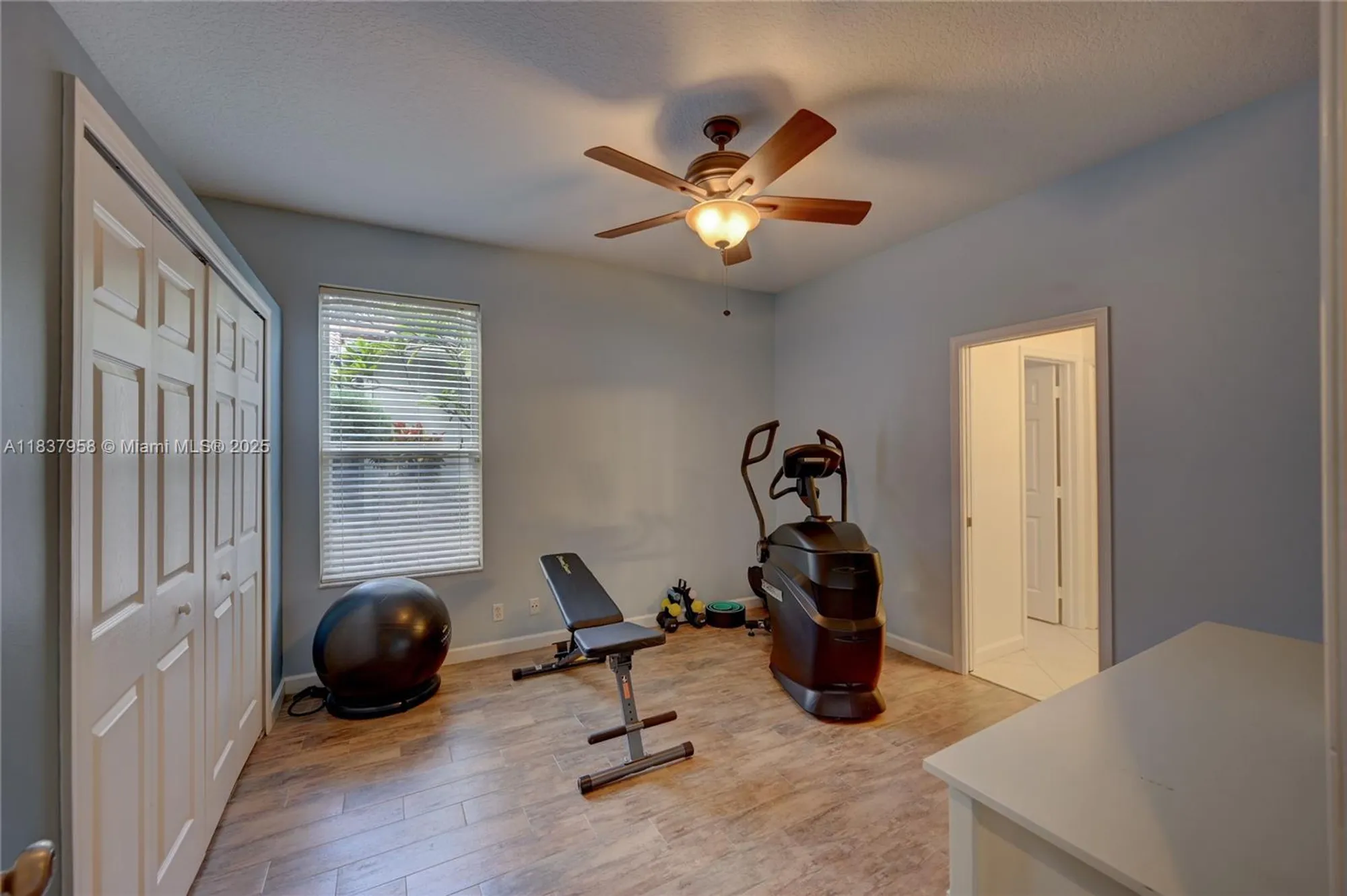 Property Slideshow image 13 of 26 | 7062 brunswick cir, Boynton Beach, FL, 33472
