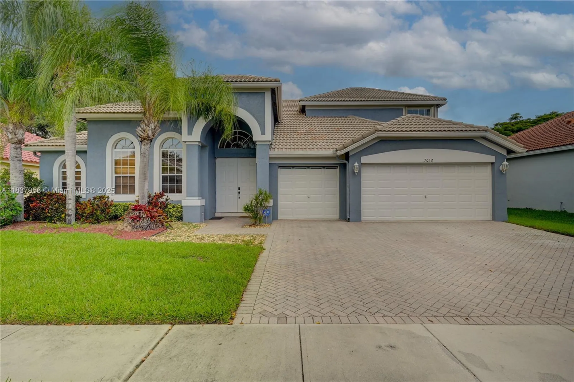 Property Slideshow image 24 of 26 | 7062 brunswick cir, Boynton Beach, FL, 33472