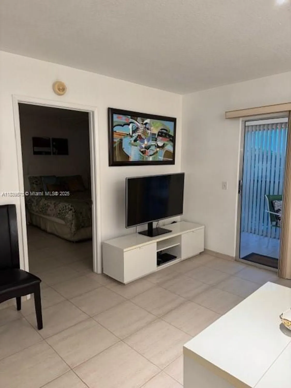 Property Slideshow image 9 of 33 | 901 sw 141st ave 405m, Pembroke Pines, FL, 33027