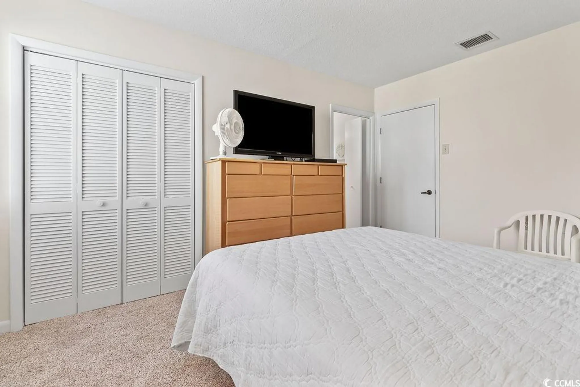 Property Slideshow image 14 of 25 | 5001 little river rd w-214, Myrtle Beach, SC, 29577