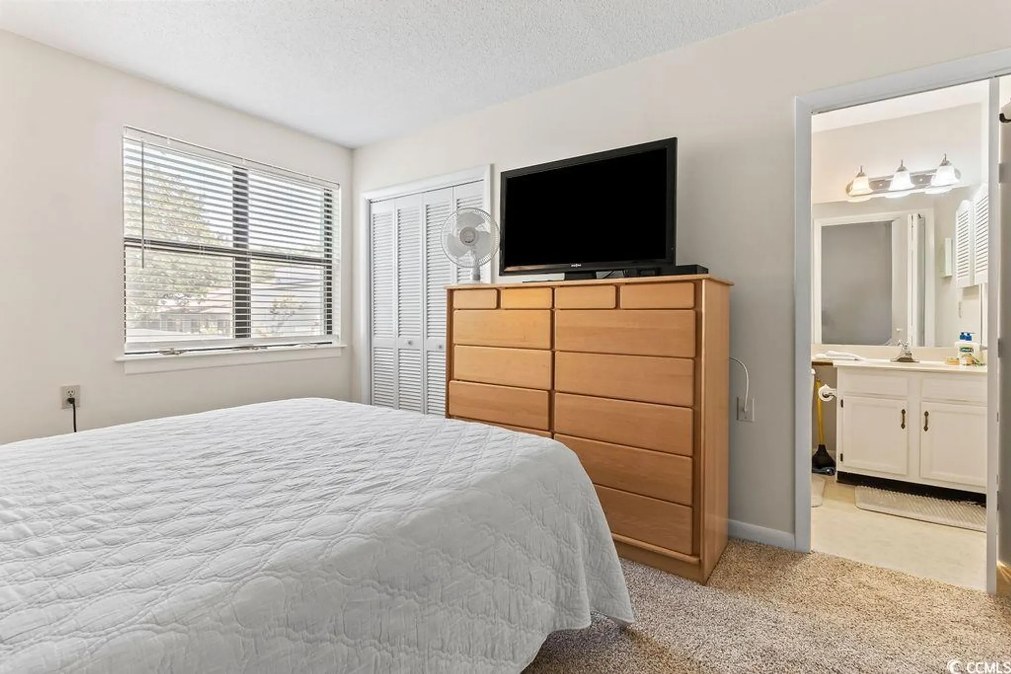 Property Slideshow image 15 of 25 | 5001 little river rd w-214, Myrtle Beach, SC, 29577