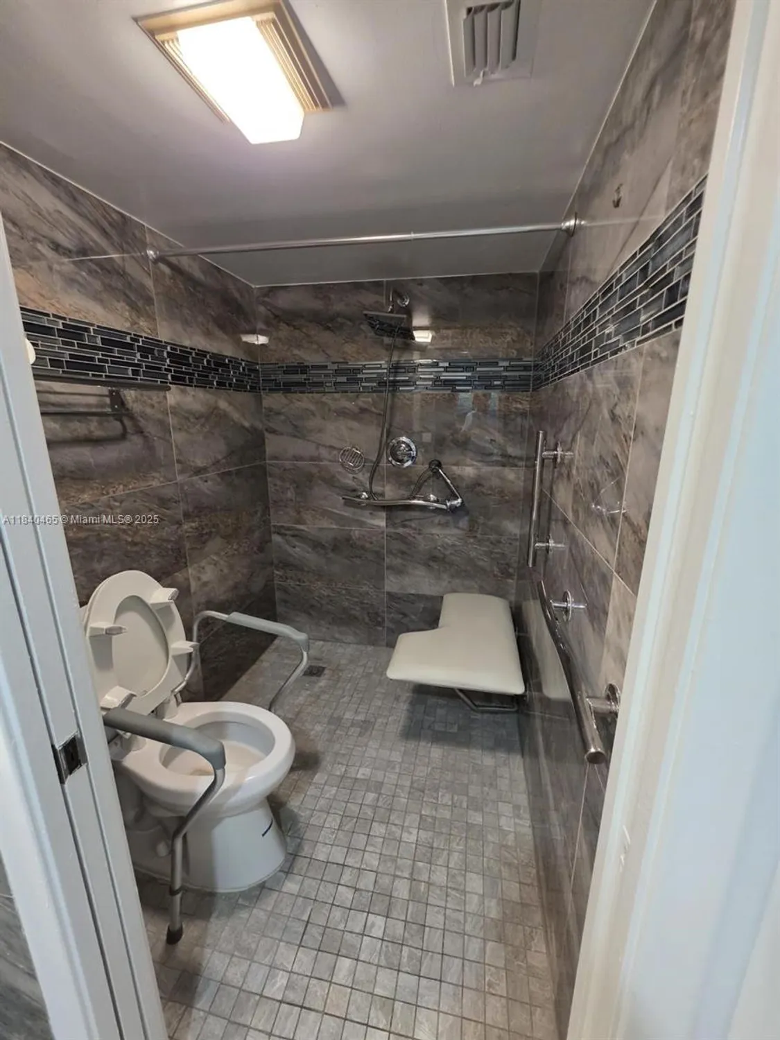 Property Slideshow image 18 of 23 | 12701 sw 14th st apt j312, Pembroke Pines, FL, 33027