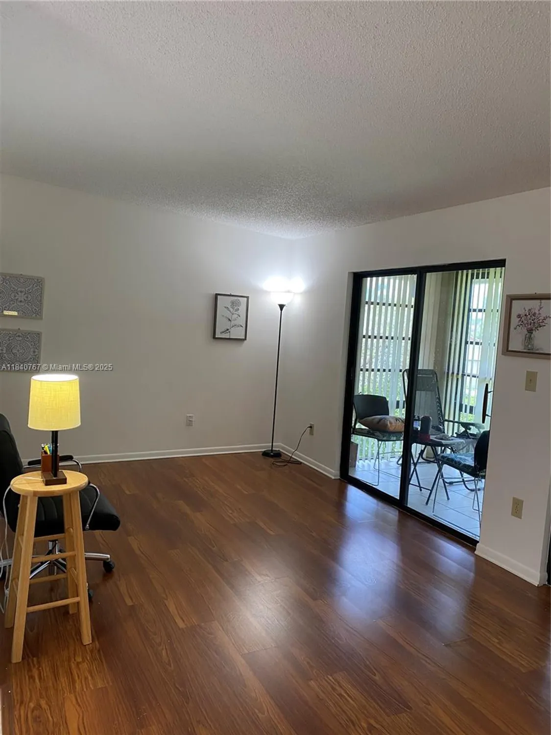 Property Slideshow image 3 of 15 | 10407 e clairmont cir 210, Tamarac, FL, 33321