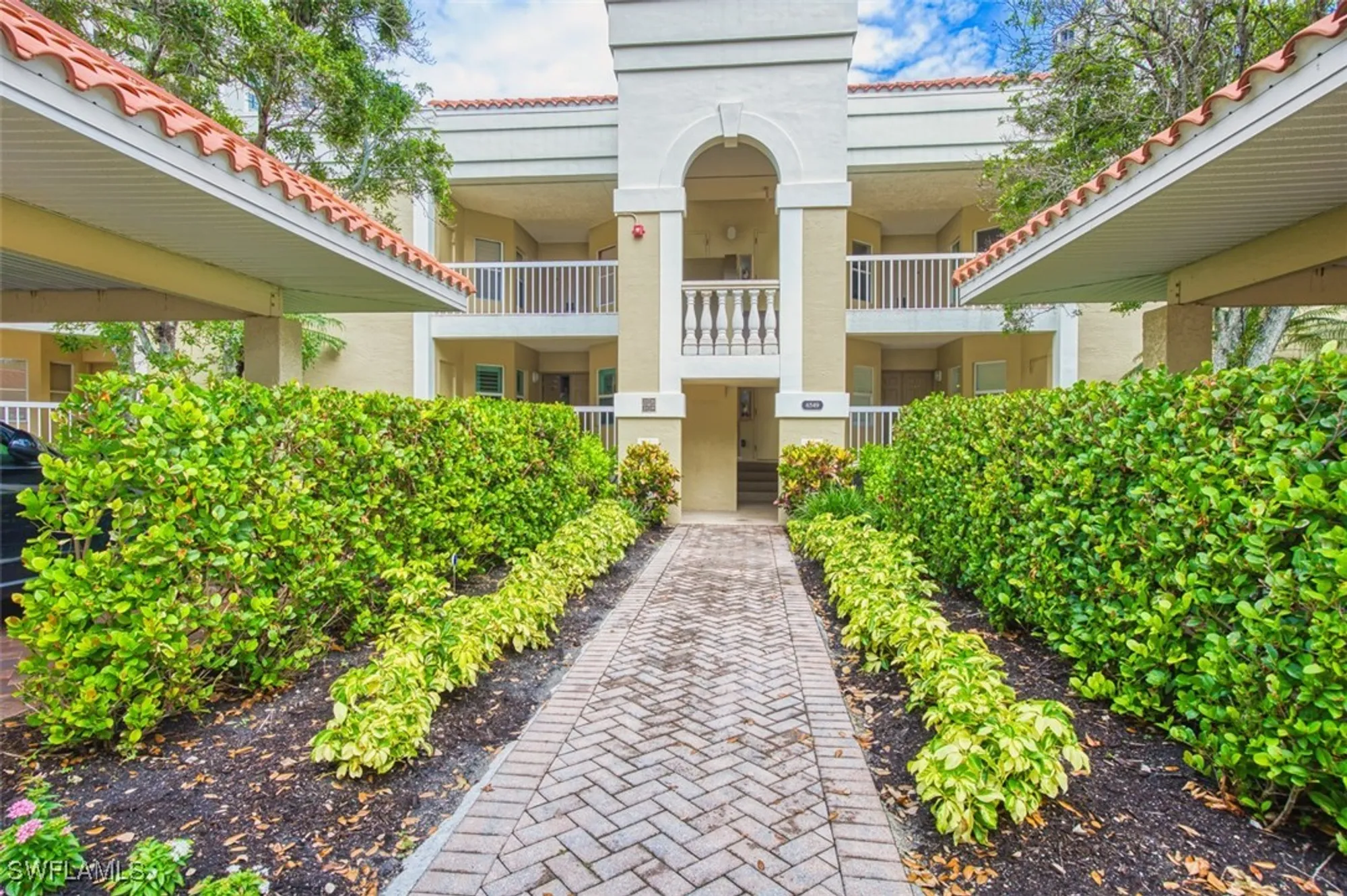 Property Slideshow image 7 of 50 | 6549 marissa loop 21, Naples, FL, 34108