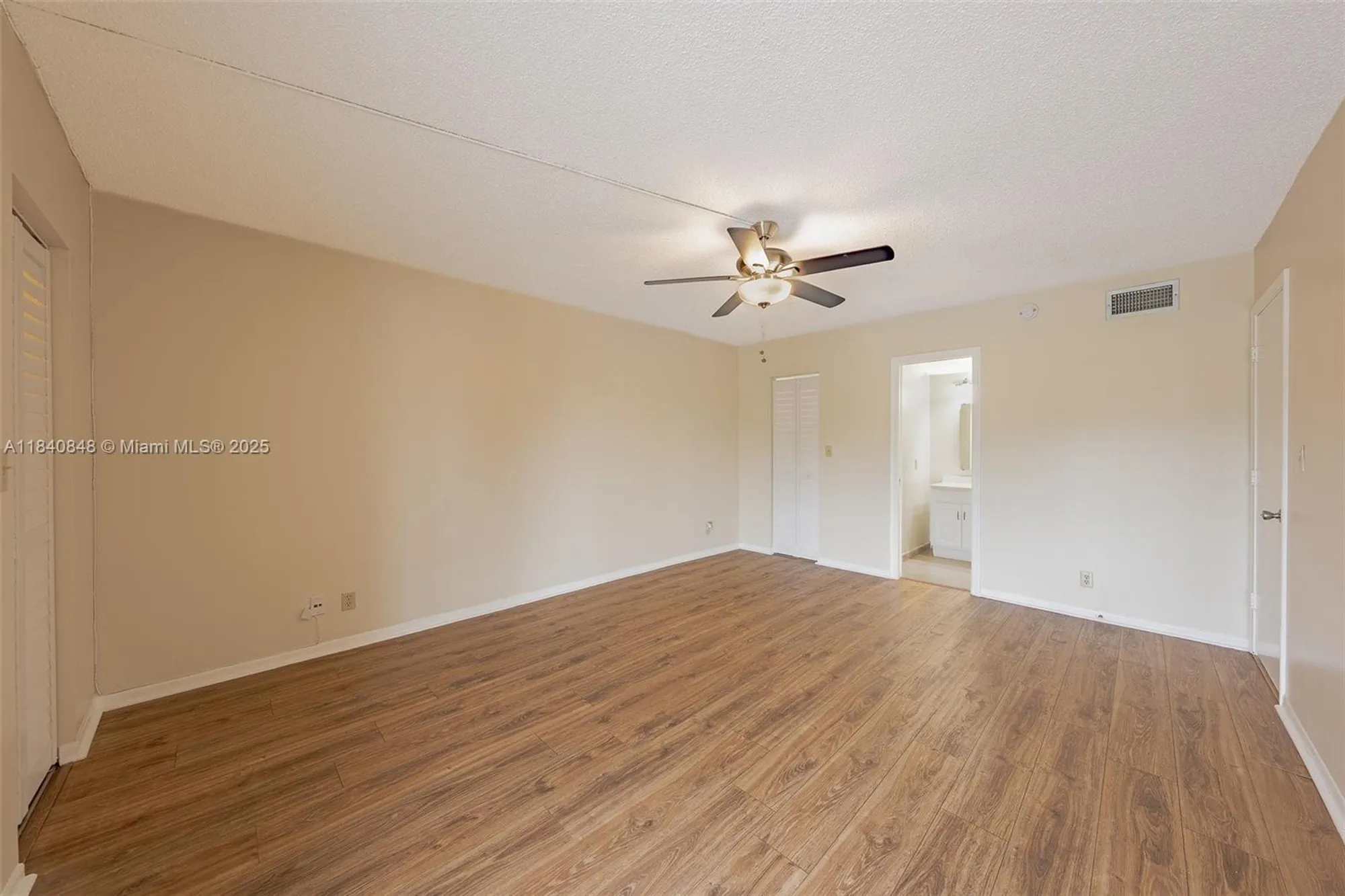 Property Slideshow image 23 of 39 | 3581 inverrary dr apt 308, Lauderhill, FL, 33319