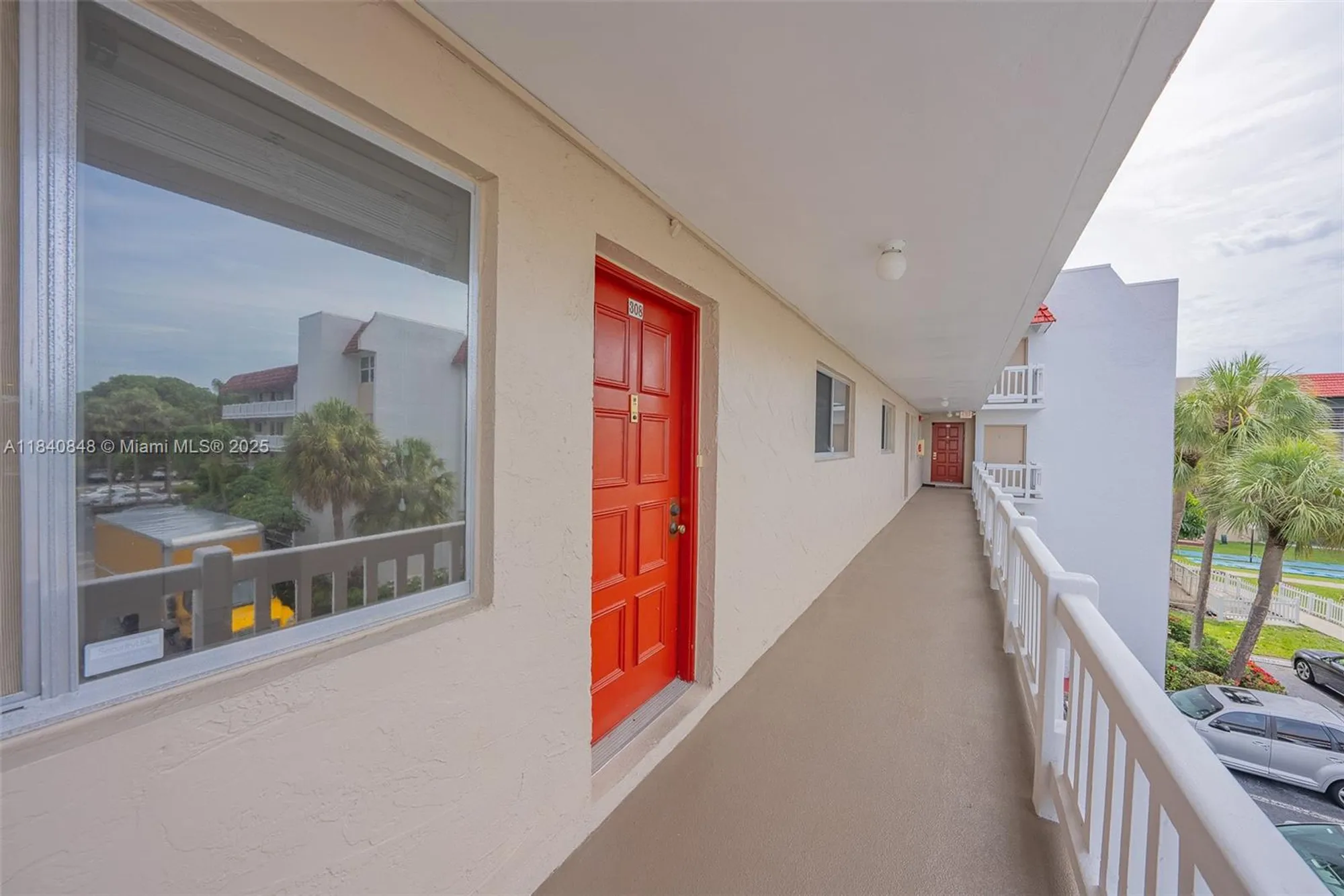 Property Slideshow image 6 of 39 | 3581 inverrary dr apt 308, Lauderhill, FL, 33319