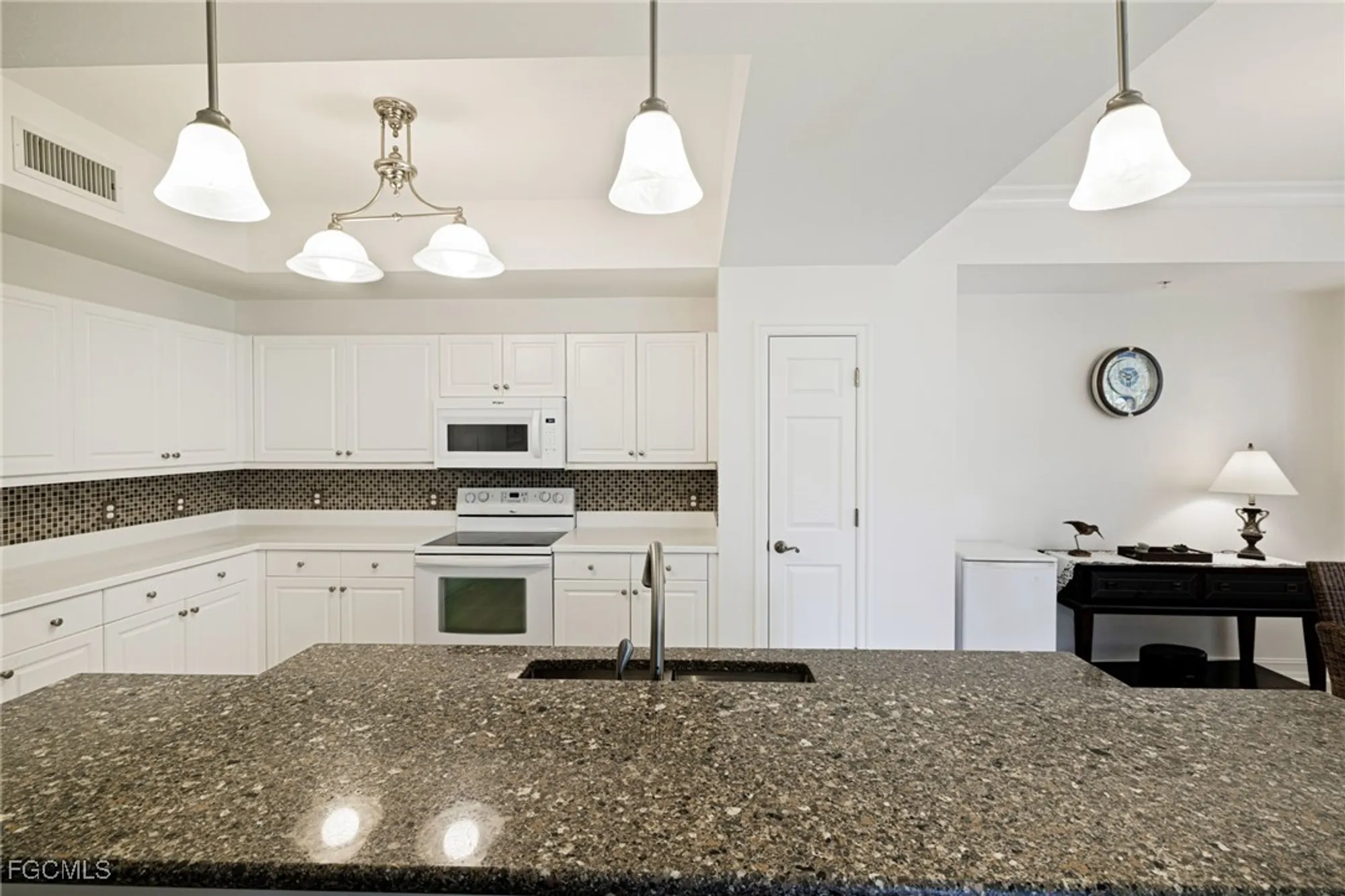Property Slideshow image 15 of 46 | 10800 palazzo way 105, Fort Myers, FL, 33913