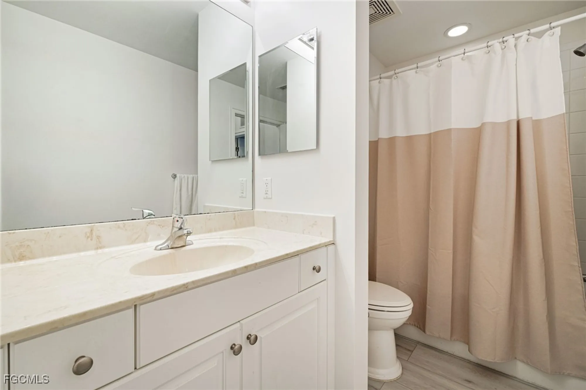 Property Slideshow image 37 of 46 | 10800 palazzo way 105, Fort Myers, FL, 33913