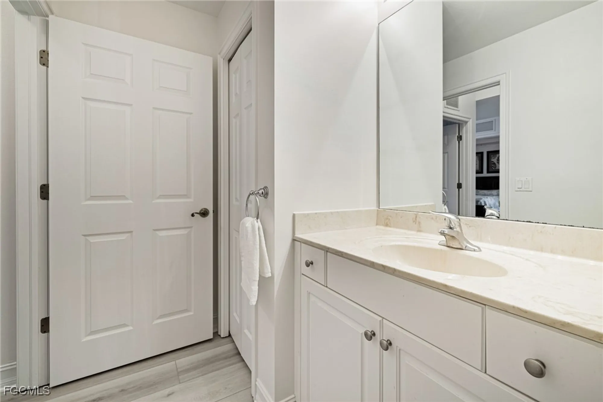Property Slideshow image 38 of 46 | 10800 palazzo way 105, Fort Myers, FL, 33913