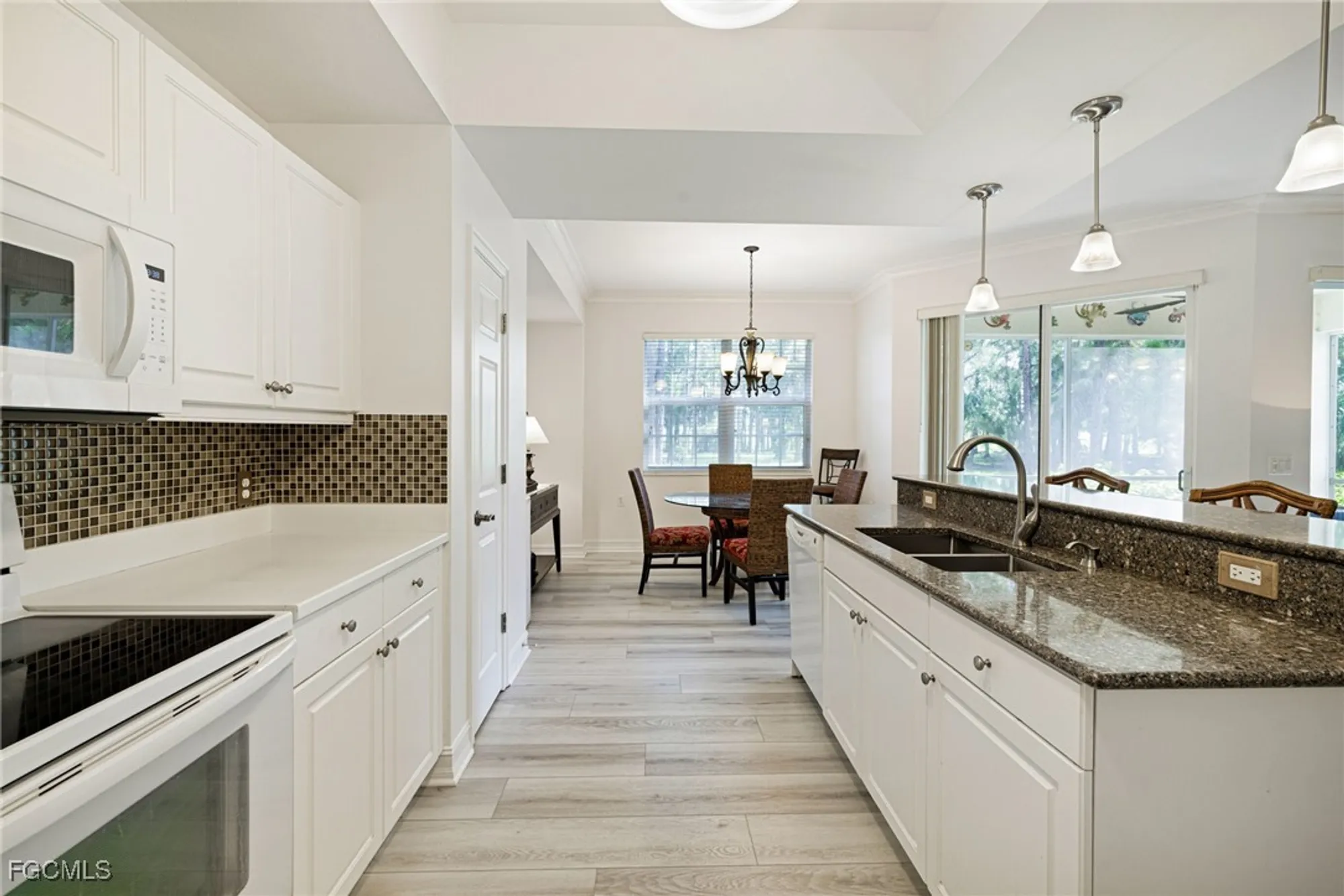 Property Slideshow image 9 of 46 | 10800 palazzo way 105, Fort Myers, FL, 33913