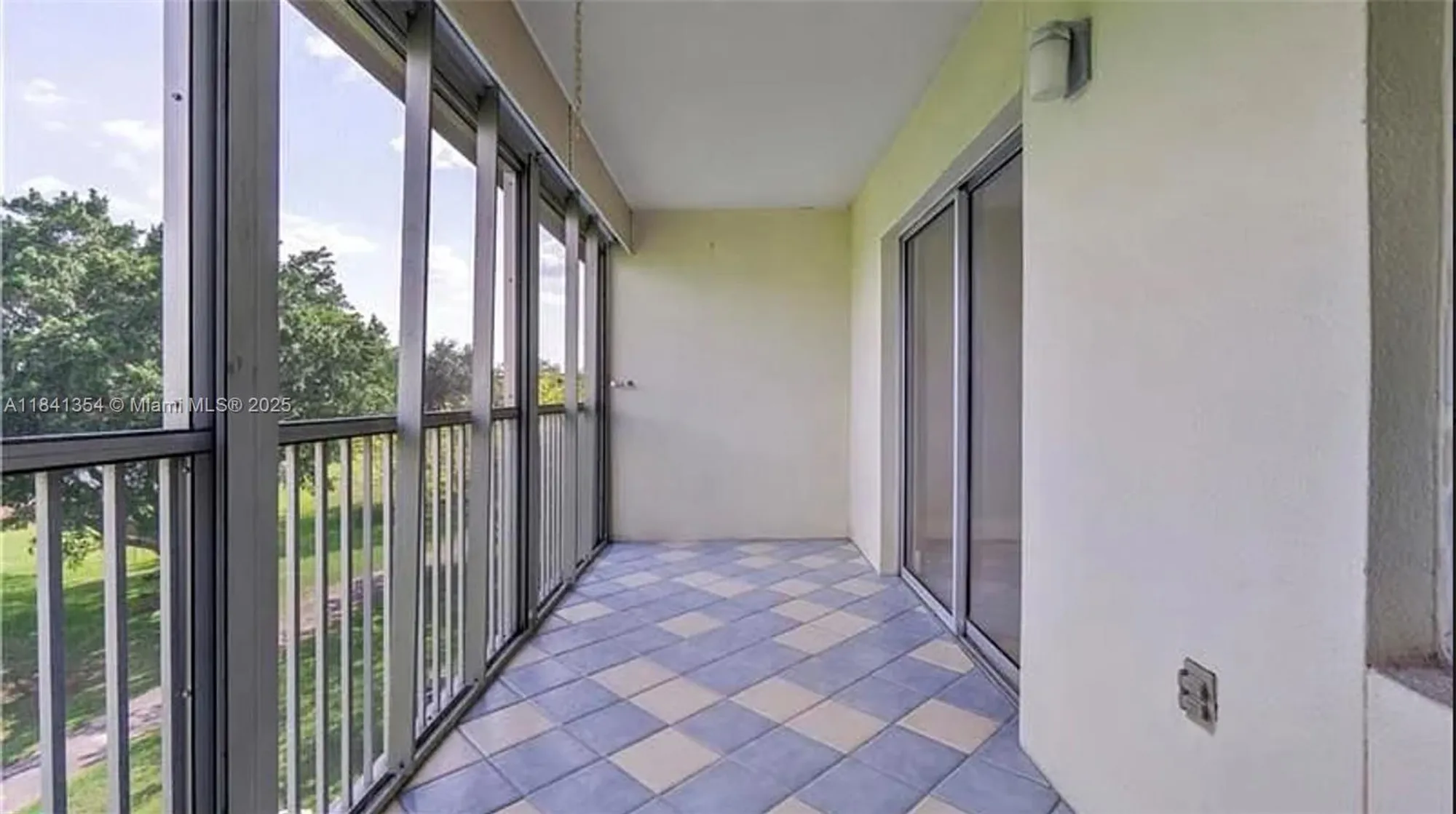 Property Slideshow image 24 of 53 | 13450 sw 3rd st 401d, Pembroke Pines, FL, 33027