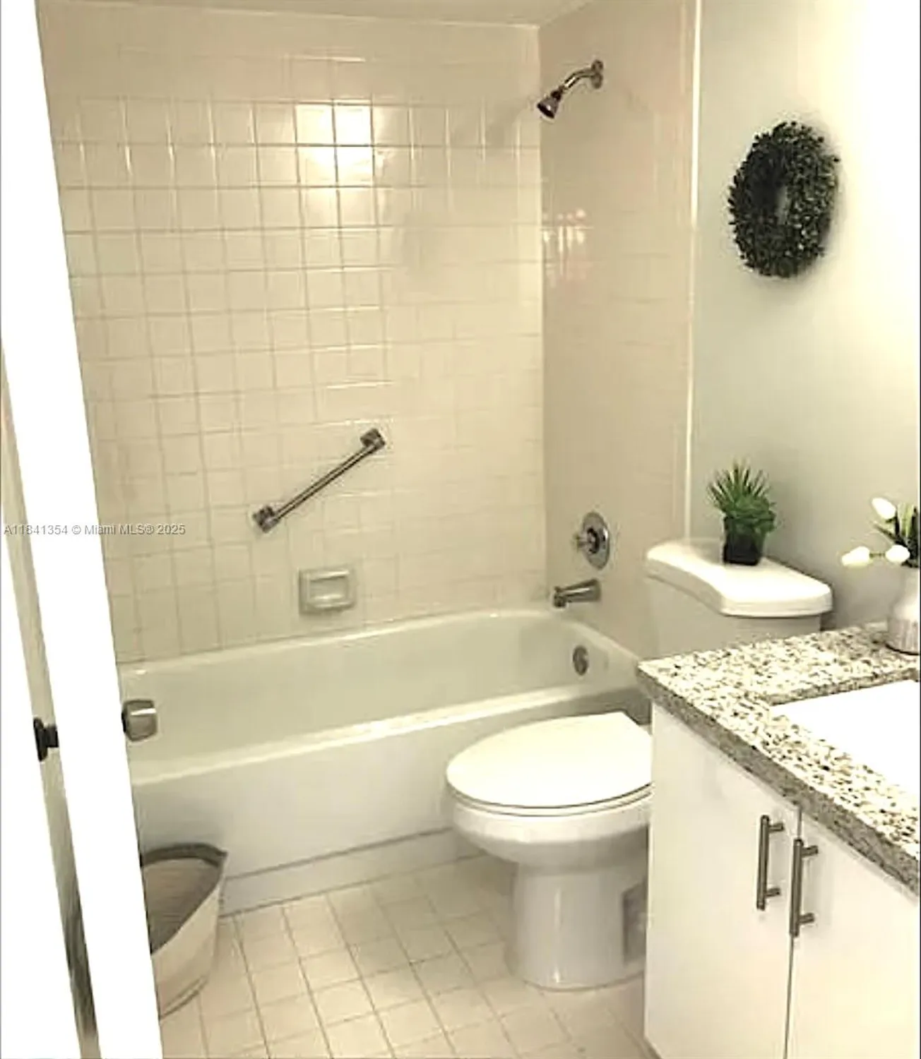 Property Slideshow image 20 of 53 | 13450 sw 3rd st 401d, Pembroke Pines, FL, 33027