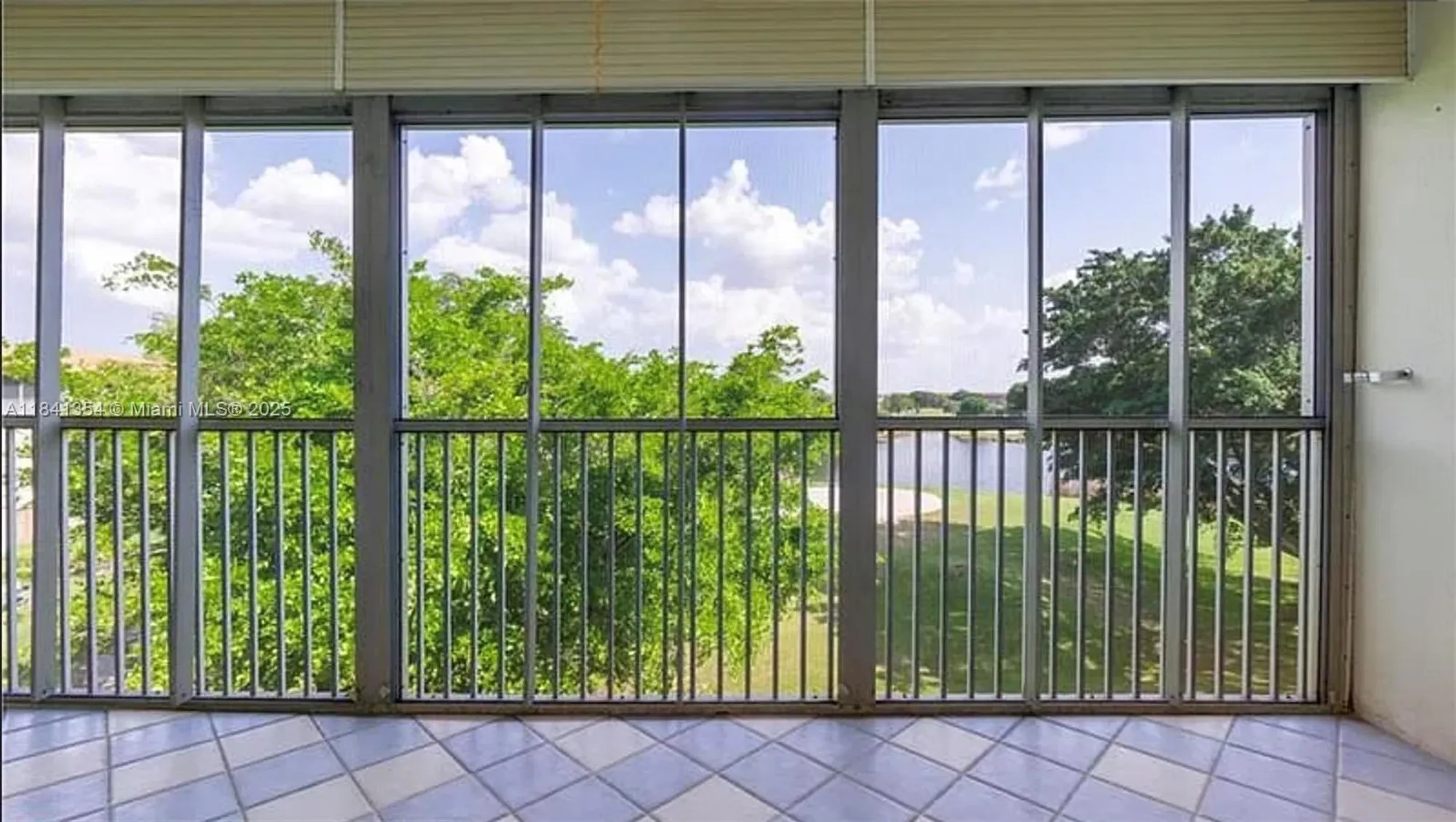 Property Slideshow image 22 of 53 | 13450 sw 3rd st 401d, Pembroke Pines, FL, 33027