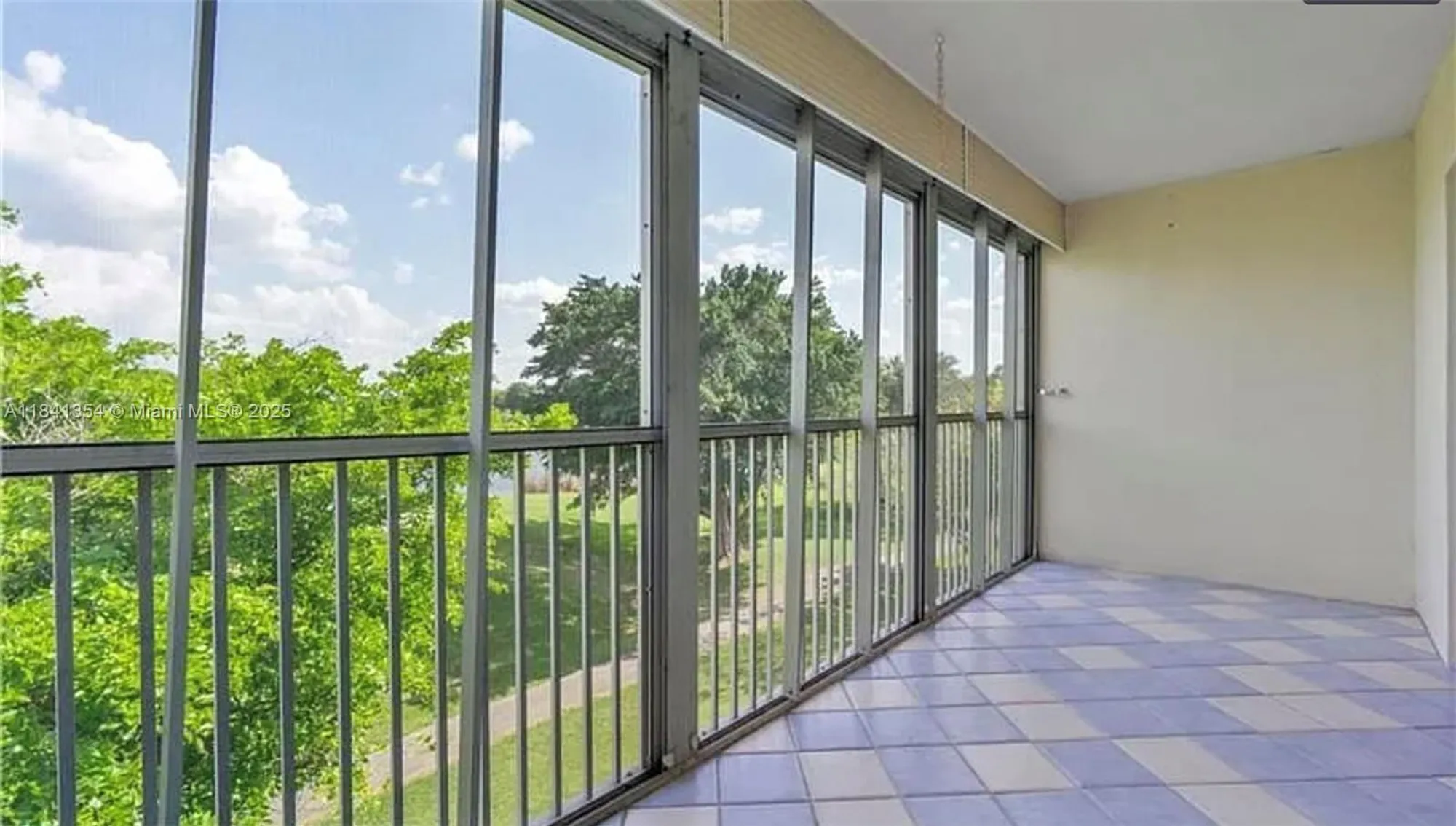 Property Slideshow image 23 of 53 | 13450 sw 3rd st 401d, Pembroke Pines, FL, 33027