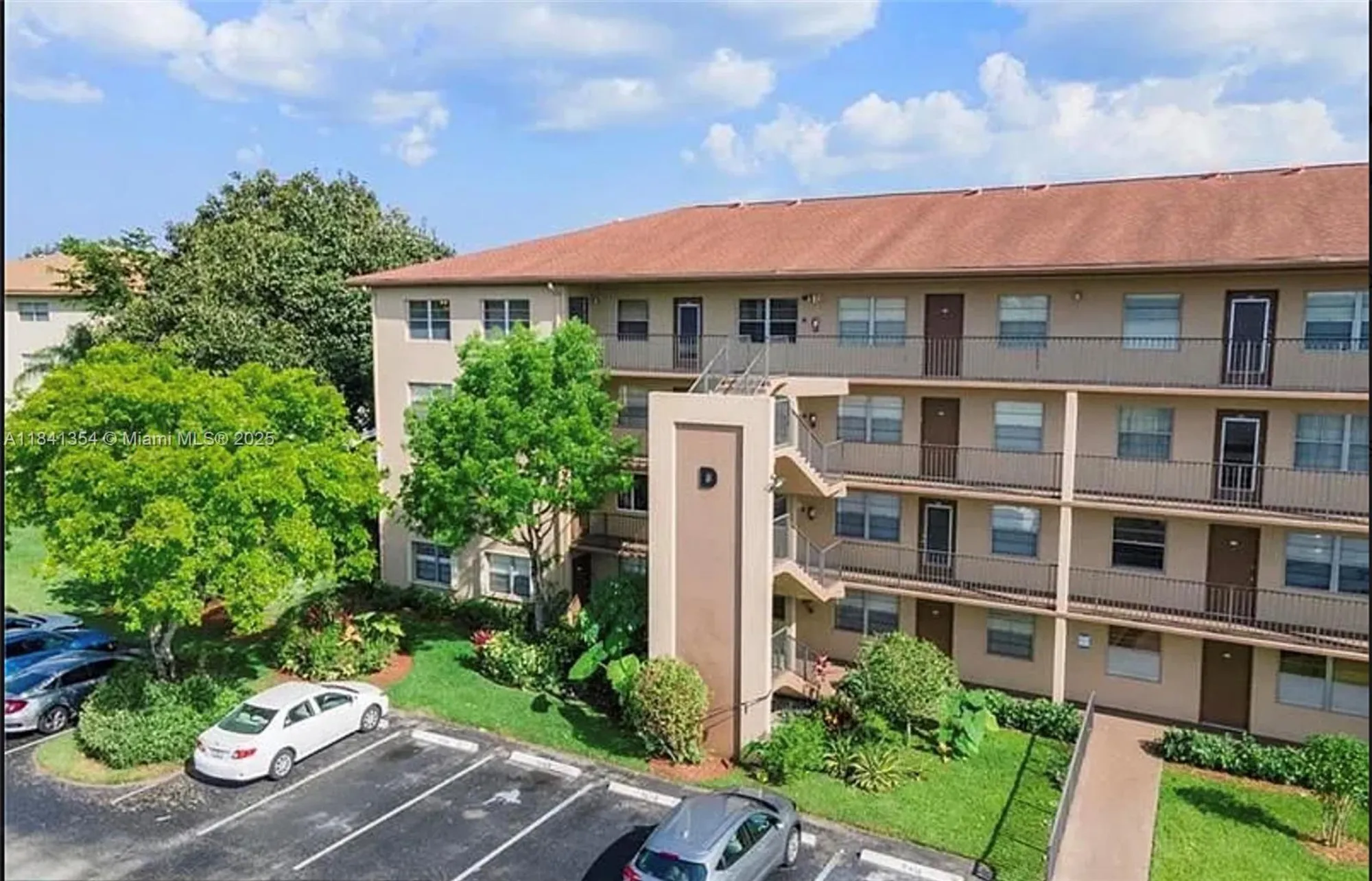 Property Slideshow image 36 of 53 | 13450 sw 3rd st 401d, Pembroke Pines, FL, 33027