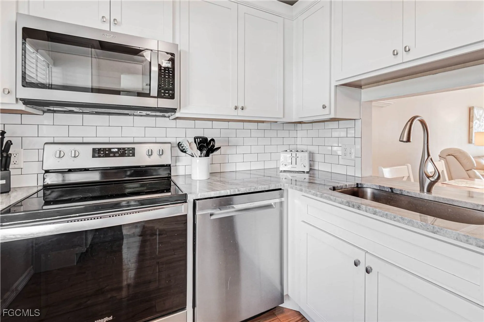 Property Slideshow image 16 of 27 | 1724 pine valley dr apt 318, Fort Myers, FL, 33907