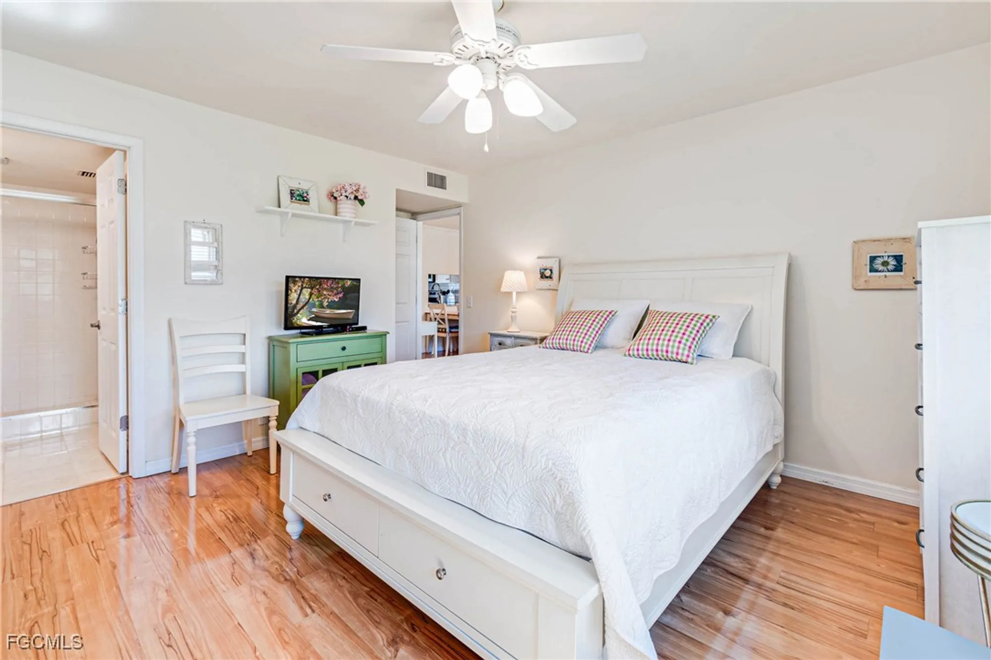 Property Slideshow image 25 of 27 | 1724 pine valley dr apt 318, Fort Myers, FL, 33907