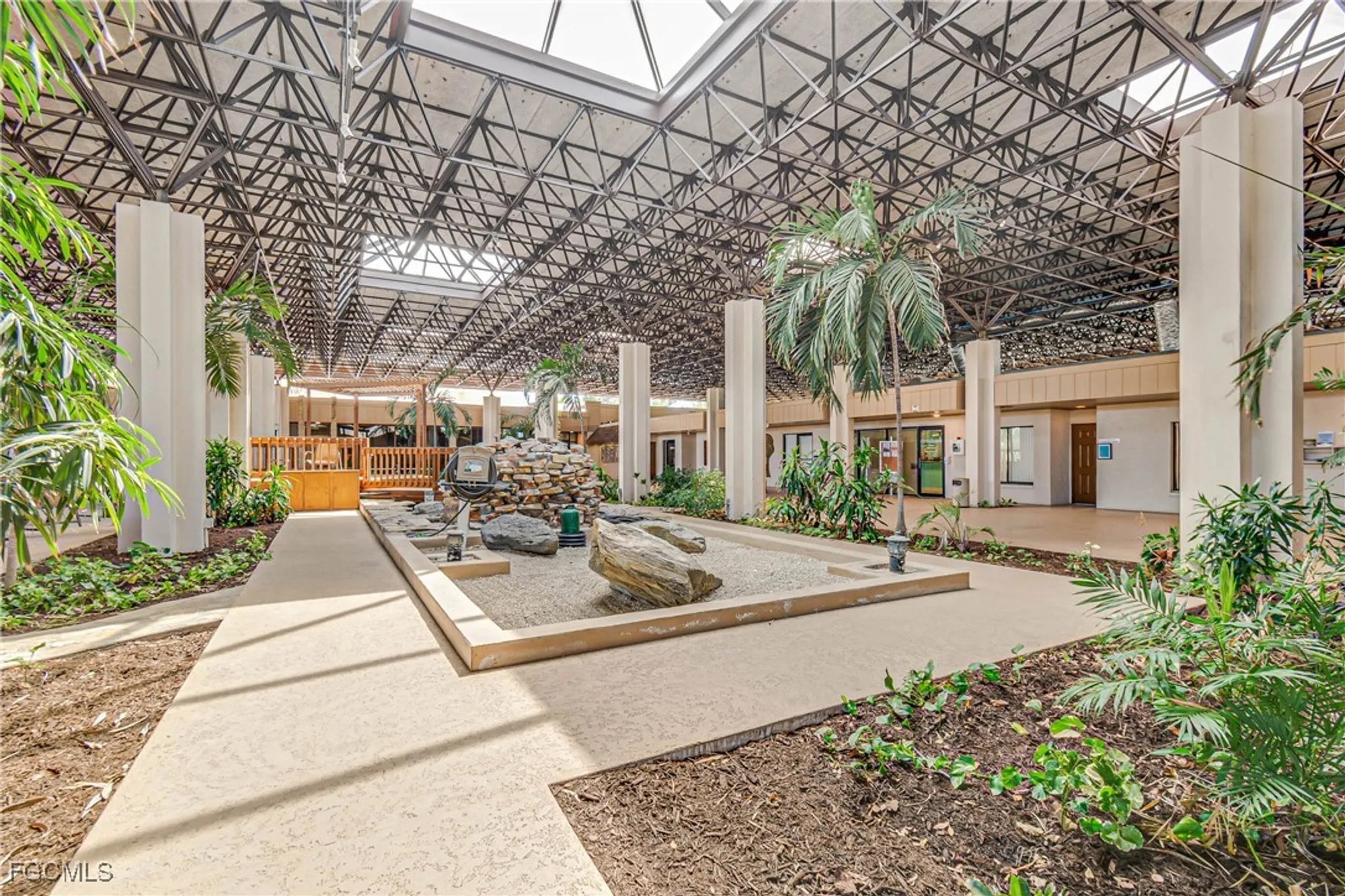 Property Slideshow image 5 of 27 | 1724 pine valley dr apt 318, Fort Myers, FL, 33907