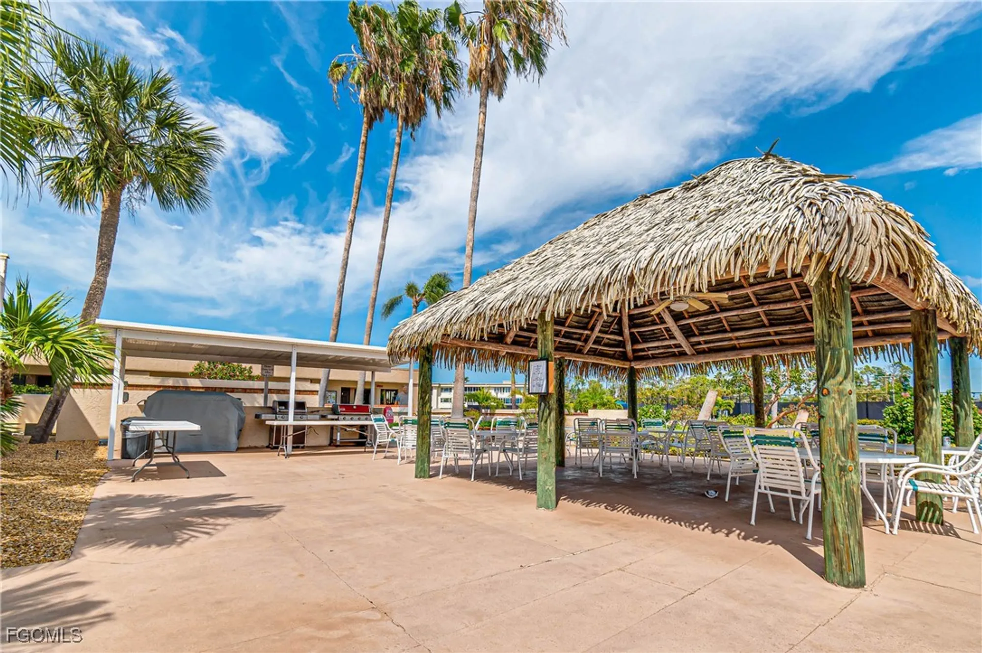 Property Slideshow image 7 of 27 | 1724 pine valley dr apt 318, Fort Myers, FL, 33907