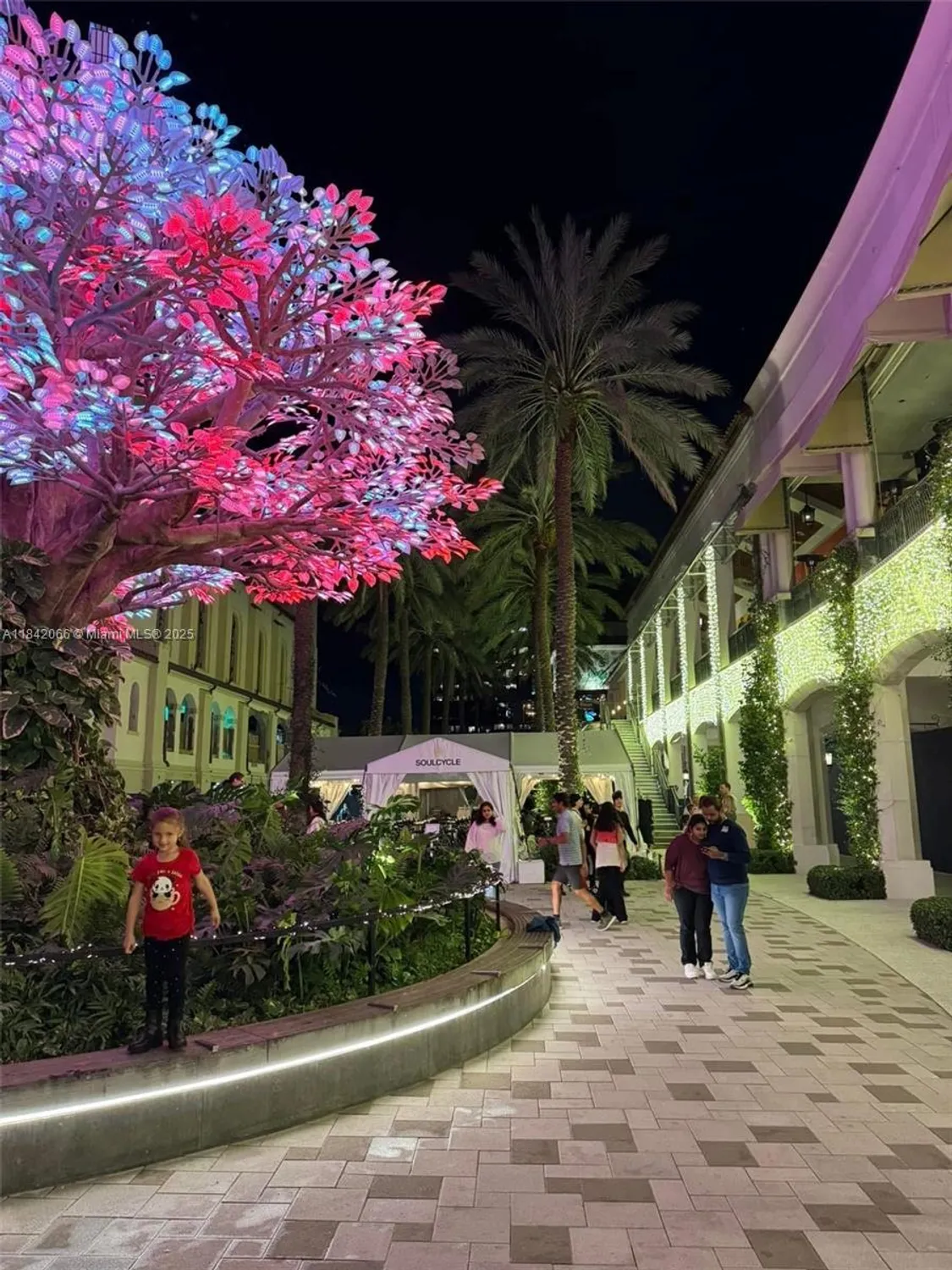 Property Slideshow image 28 of 28 | 2688 dudley dr j, West Palm Beach, FL, 33415