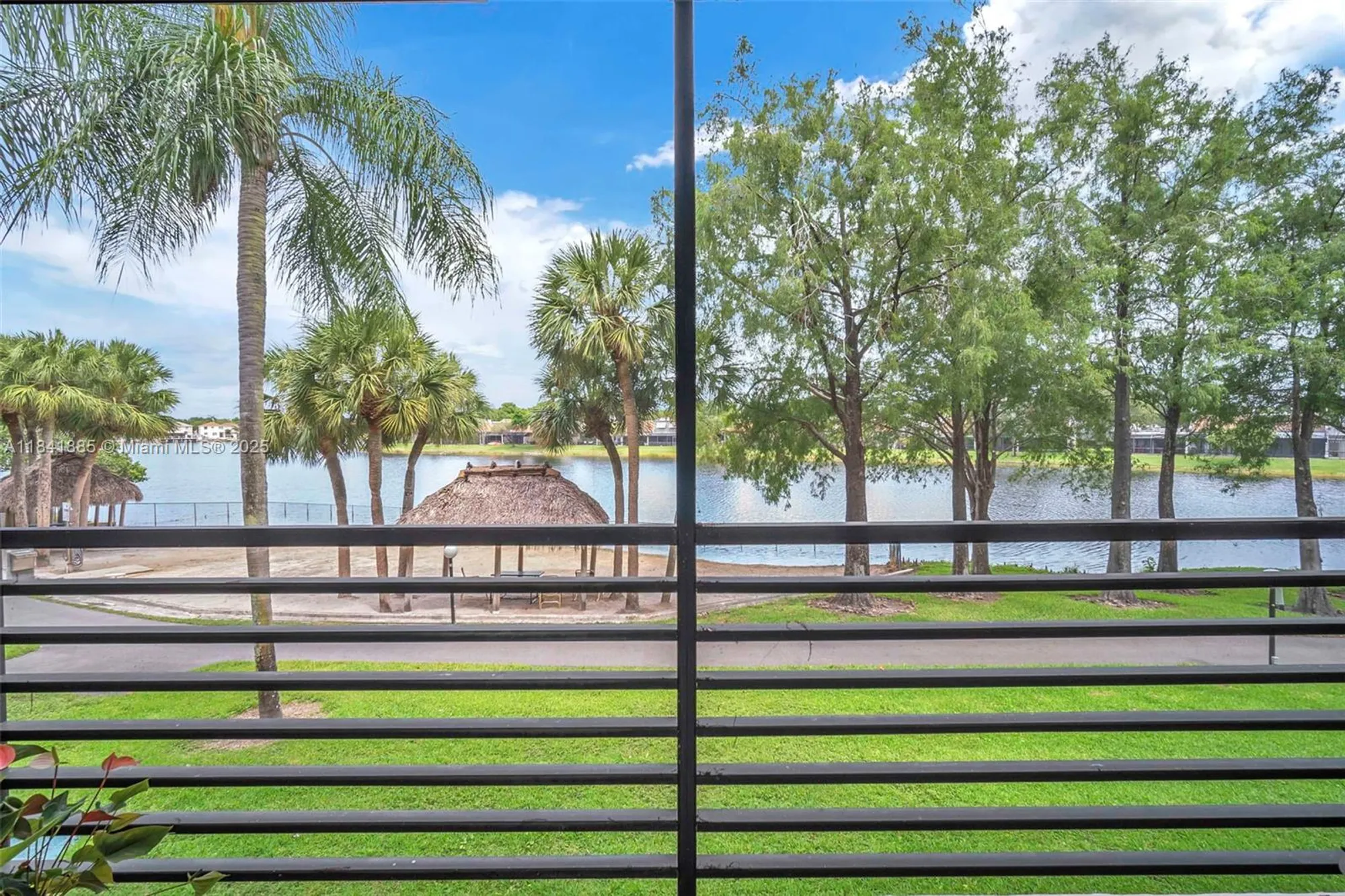 Property Slideshow image 22 of 32 | 1101 colony point cir 207, Pembroke Pines, FL, 33026