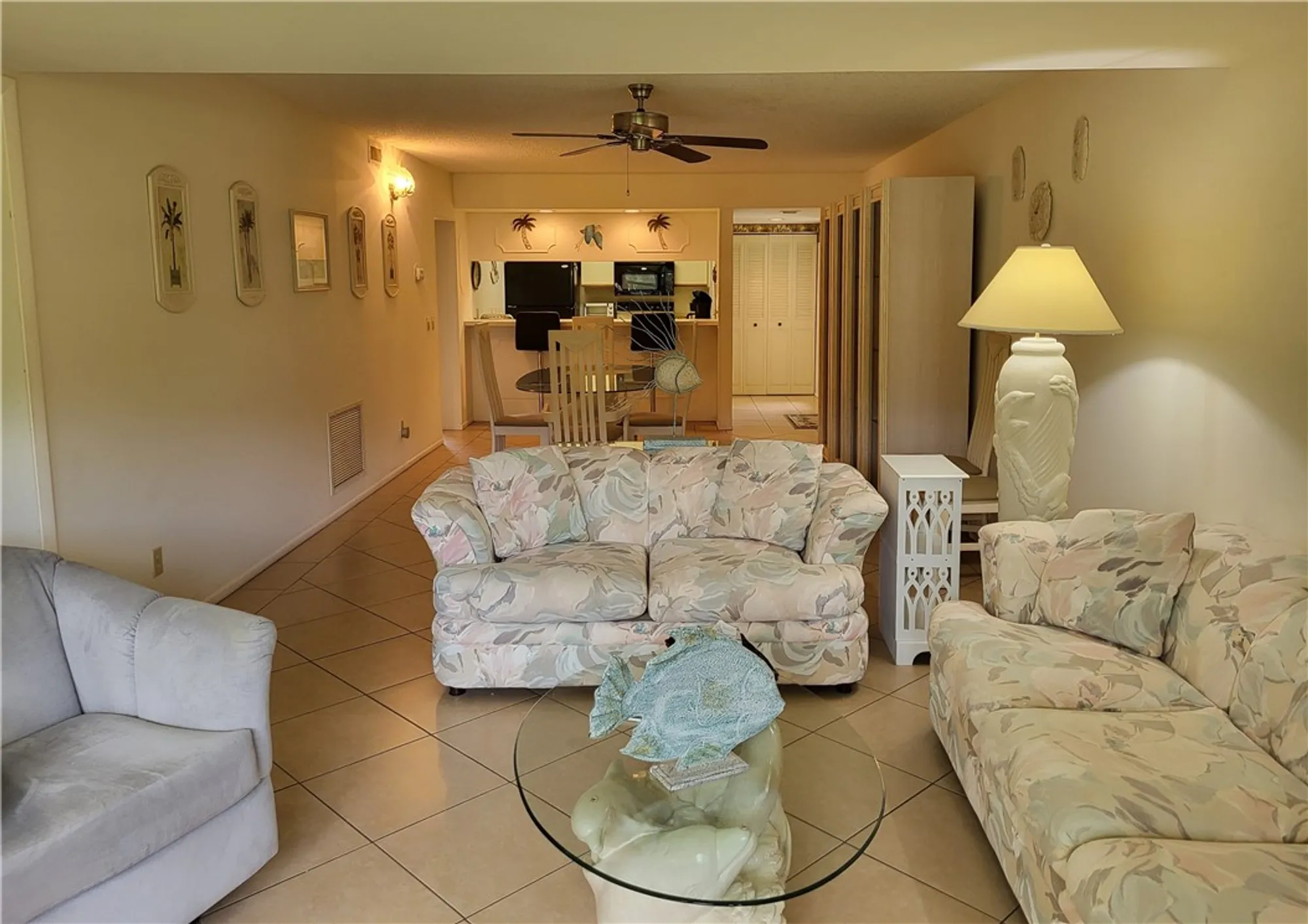 Property Slideshow image 8 of 20 | 12 plantation dr apt 206, Vero Beach, FL, 32966