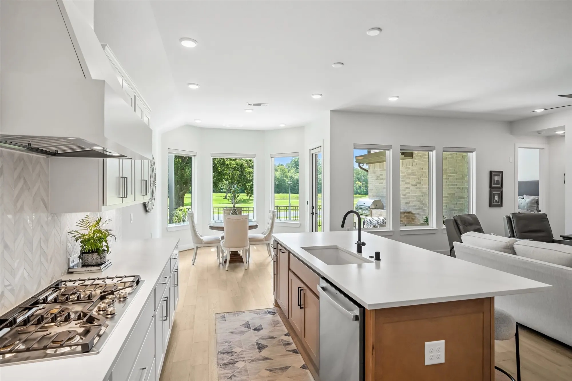 Property Slideshow image 24 of 45 | 10030 lehman dr, Willis, TX, 77318