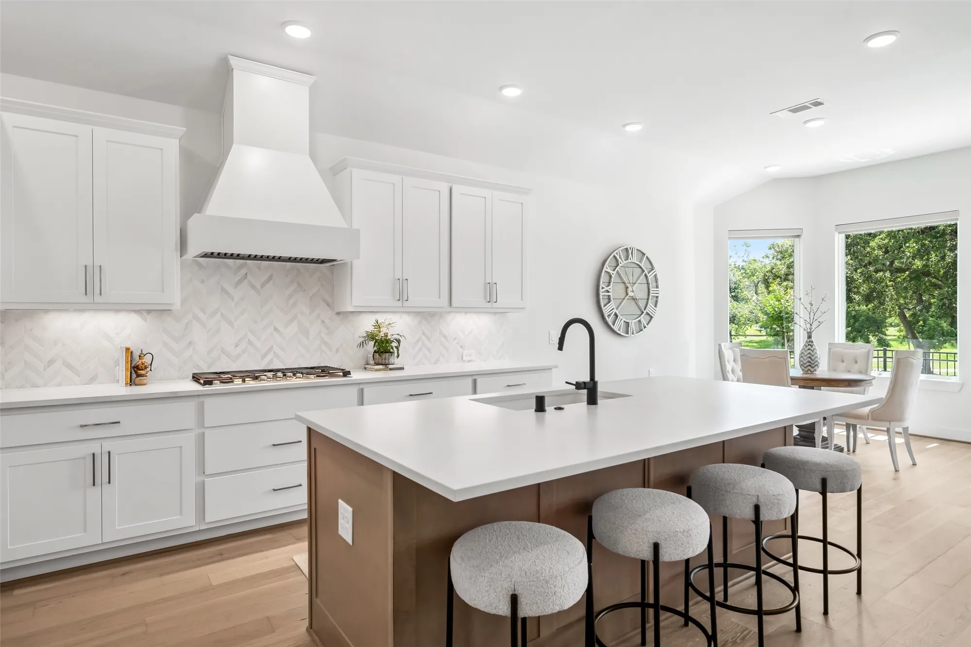 Property Slideshow image 22 of 45 | 10030 lehman dr, Willis, TX, 77318