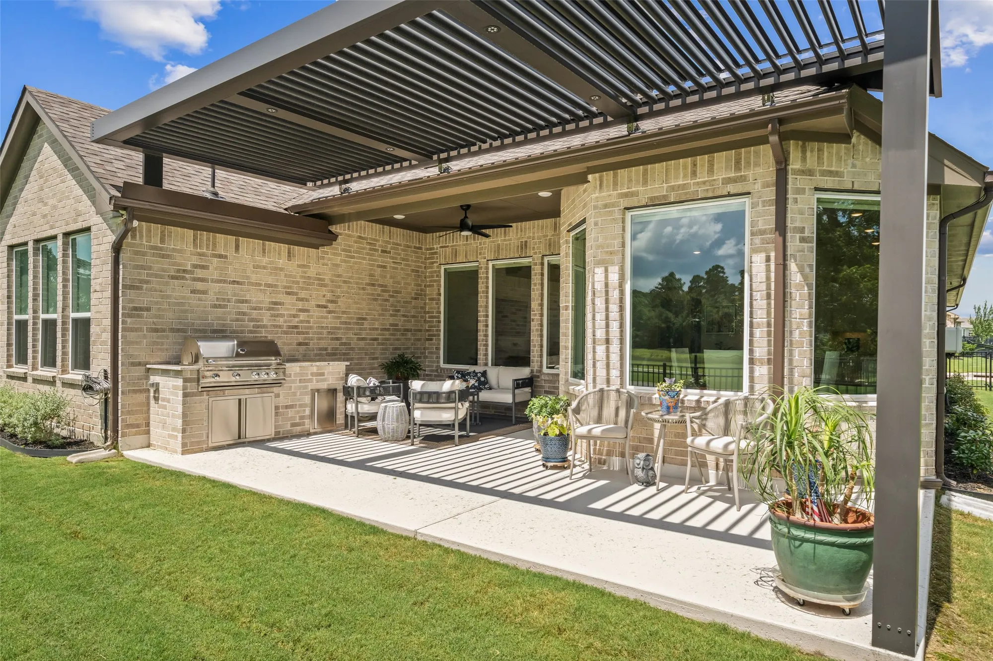 Property Slideshow image 4 of 45 | 10030 lehman dr, Willis, TX, 77318