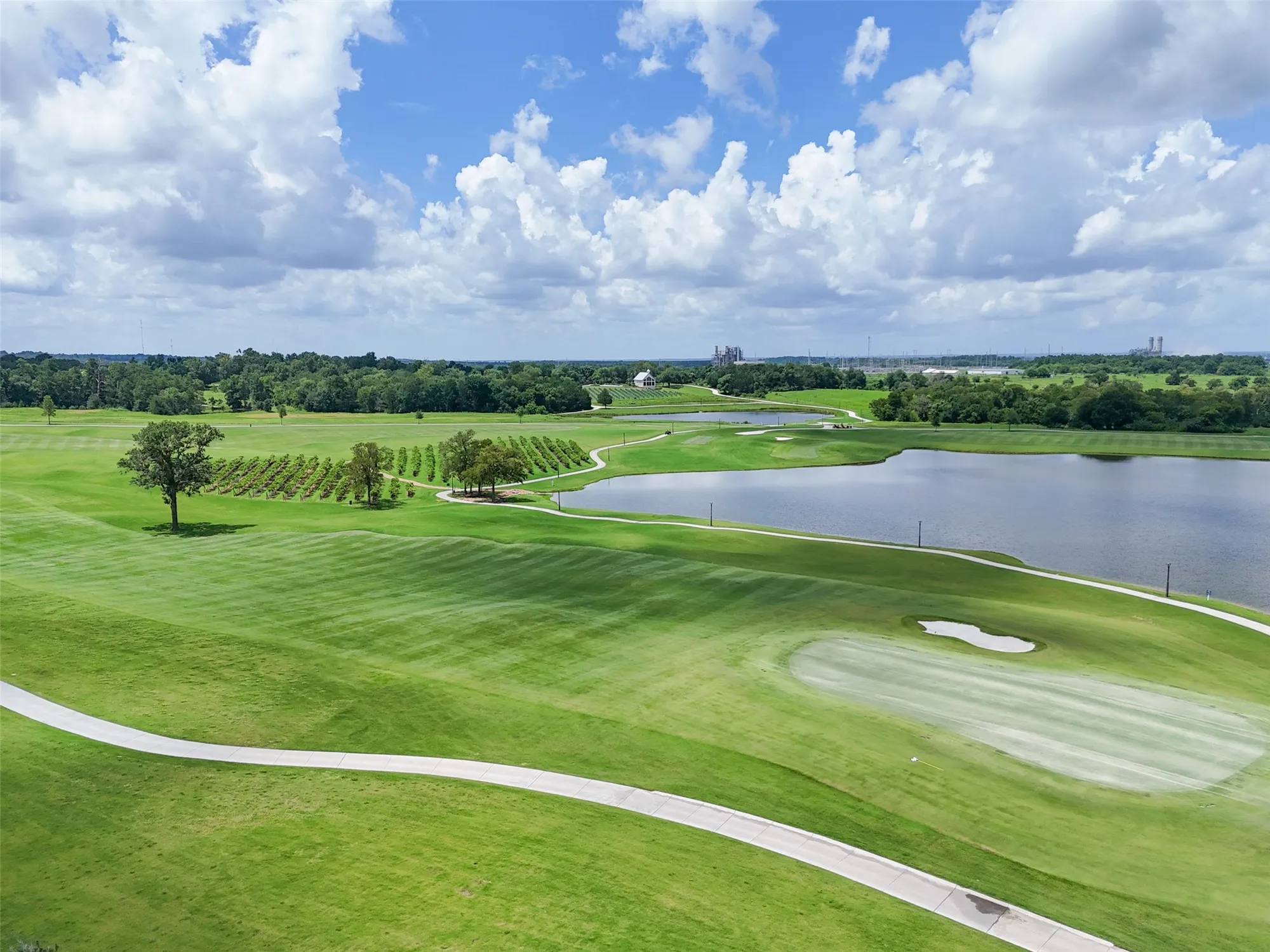 Property Slideshow image 5 of 45 | 10030 lehman dr, Willis, TX, 77318