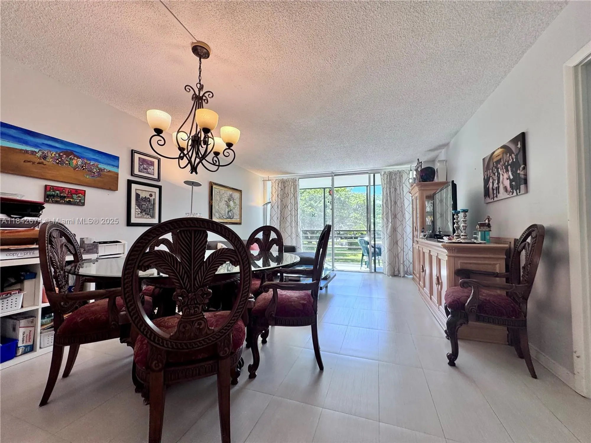 Property Slideshow image 5 of 17 | 20500 w country club dr 210, Aventura, FL, 33180