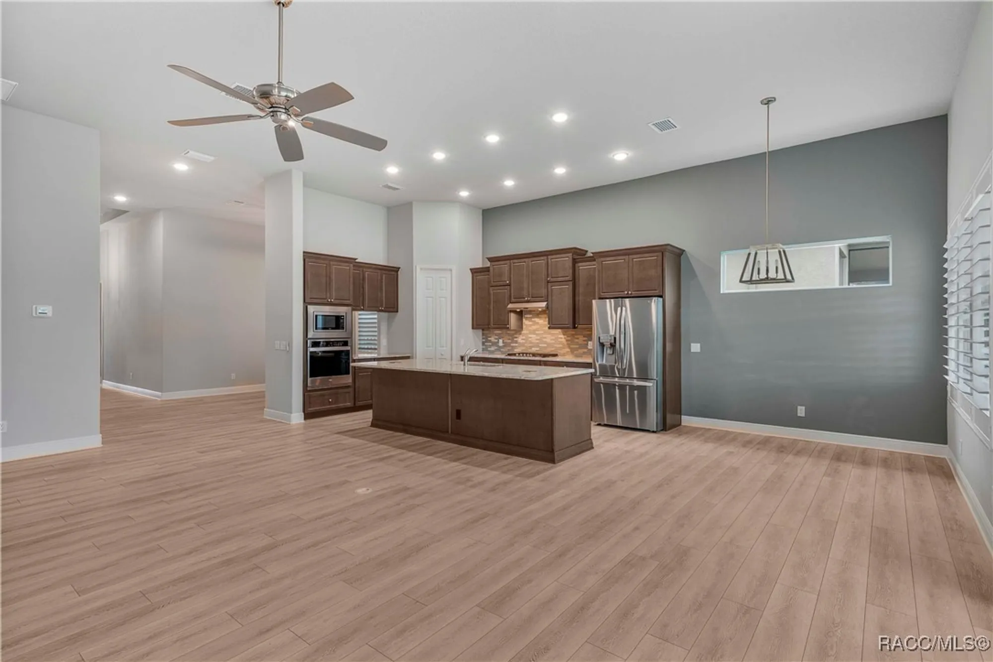 Property Slideshow image 18 of 53 | 1343 w greenmeadow path, Hernando, FL, 34442