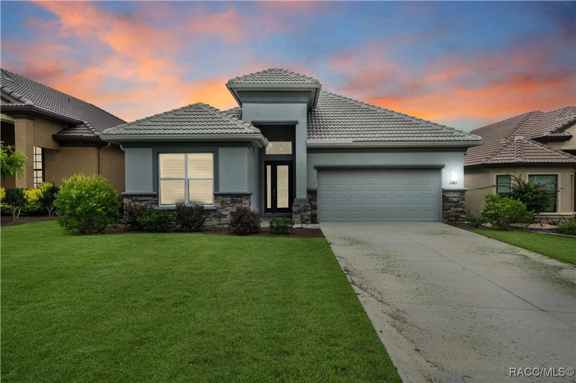 Property Slideshow image 2 of 53 | 1343 w greenmeadow path, Hernando, FL, 34442