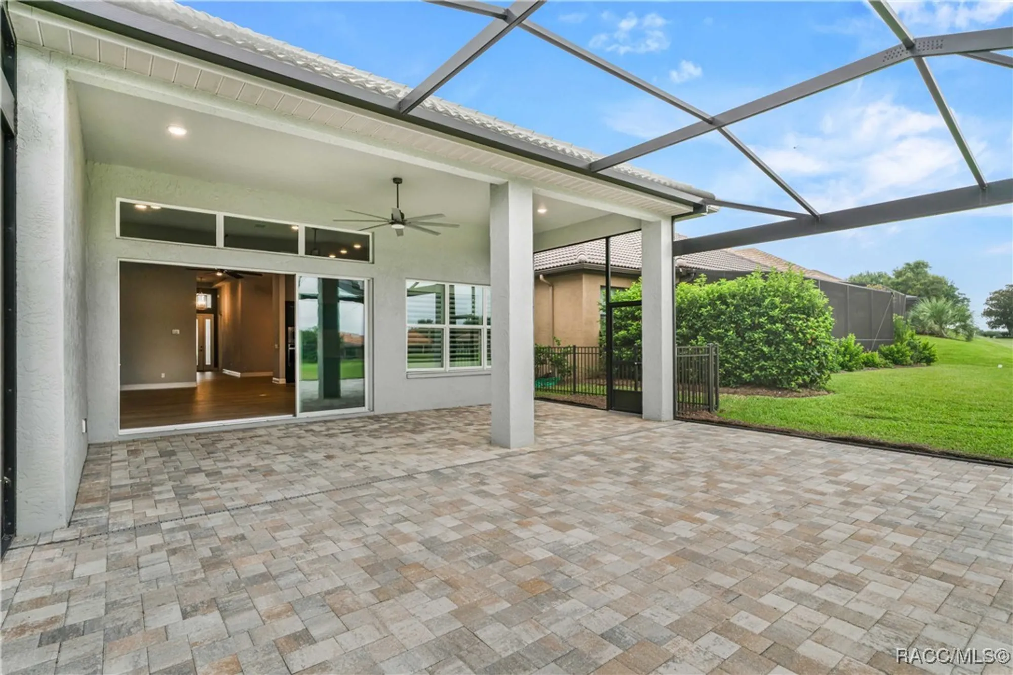 Property Slideshow image 7 of 53 | 1343 w greenmeadow path, Hernando, FL, 34442