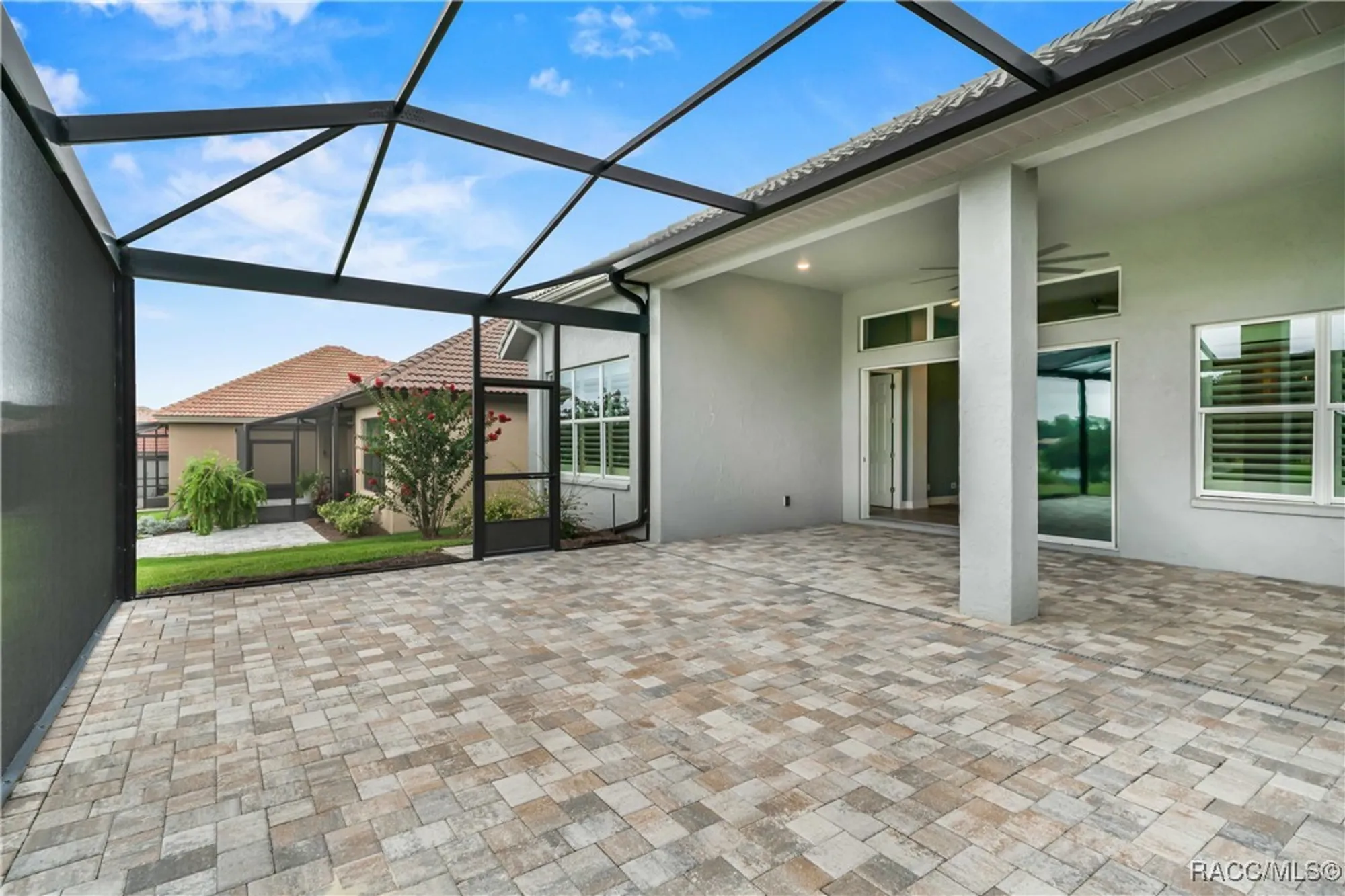 Property Slideshow image 8 of 53 | 1343 w greenmeadow path, Hernando, FL, 34442