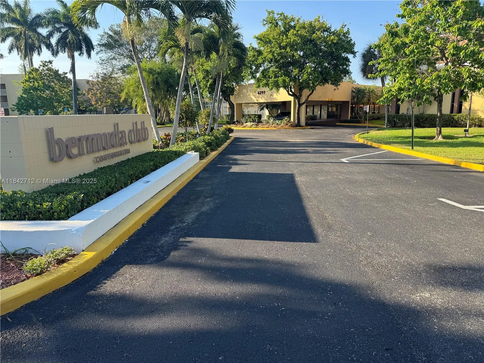 Property Slideshow image 1 of 19 | 6150 nw 62nd st 312, Tamarac, FL, 33319