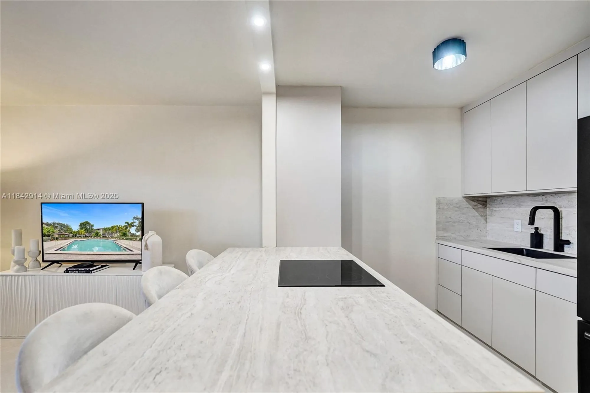 Property Slideshow image 29 of 55 | 850 sw 133rd ter 316b, Pembroke Pines, FL, 33027