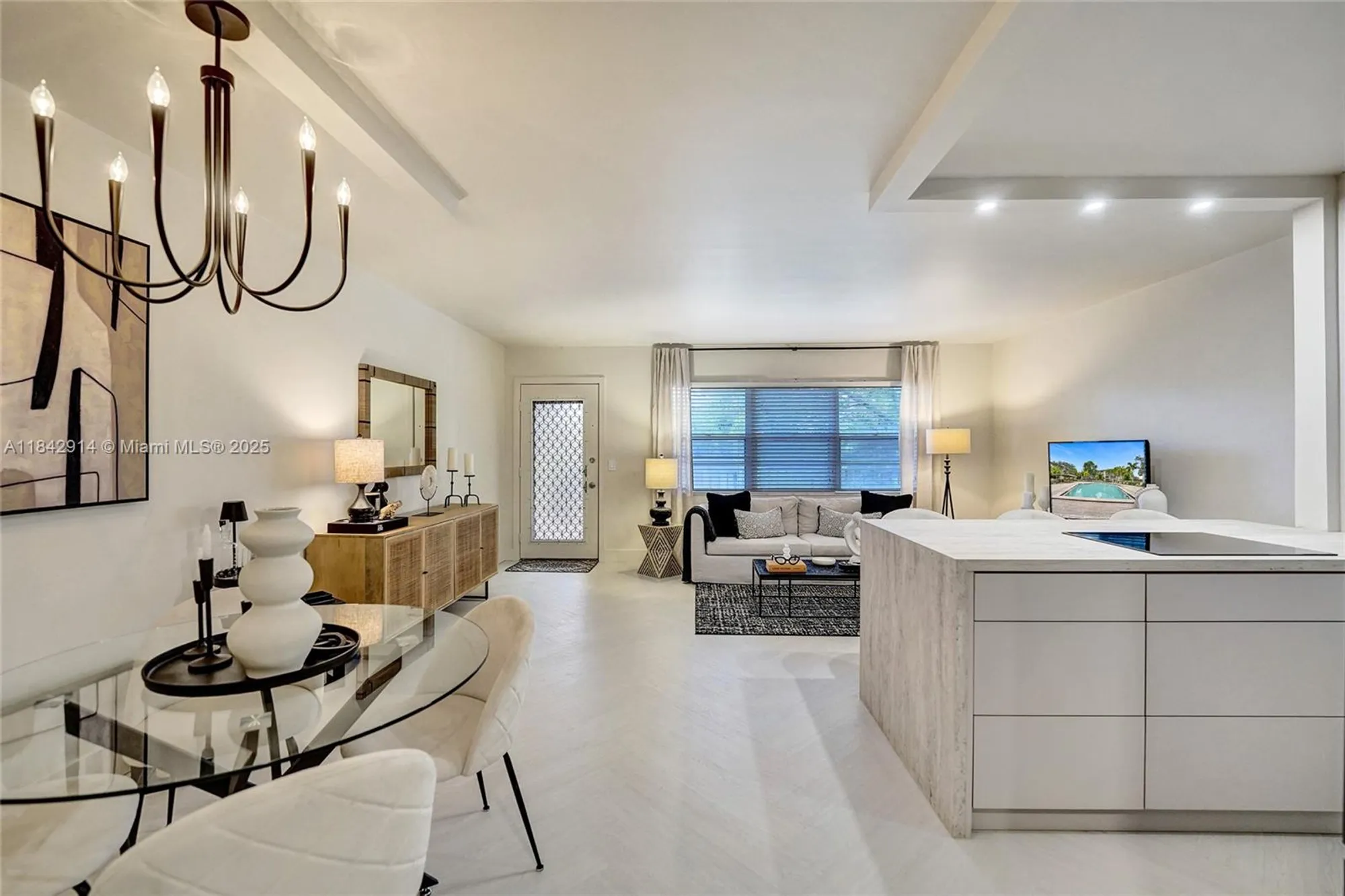 Property Slideshow image 34 of 55 | 850 sw 133rd ter 316b, Pembroke Pines, FL, 33027