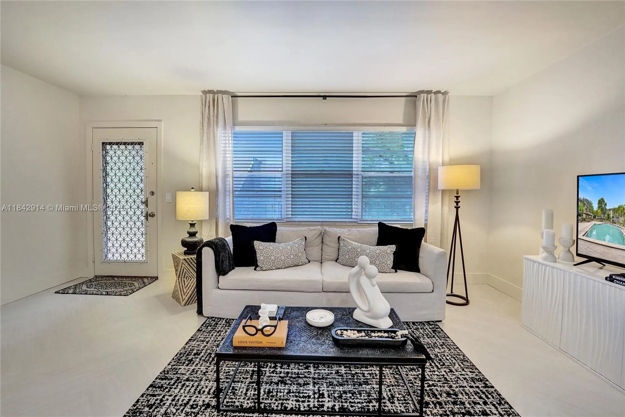 Property Slideshow image 43 of 55 | 850 sw 133rd ter 316b, Pembroke Pines, FL, 33027