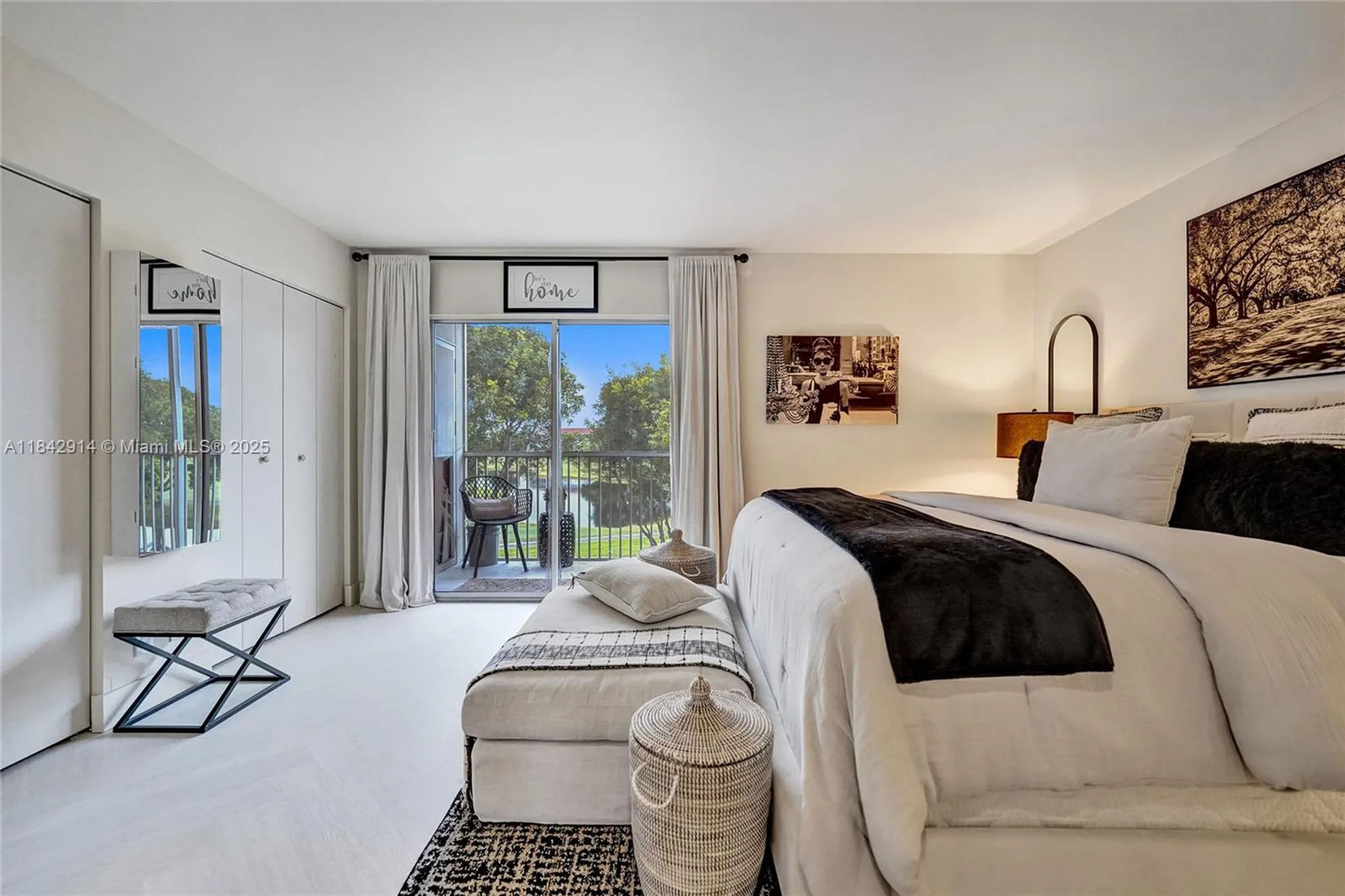 Property Slideshow image 5 of 55 | 850 sw 133rd ter 316b, Pembroke Pines, FL, 33027